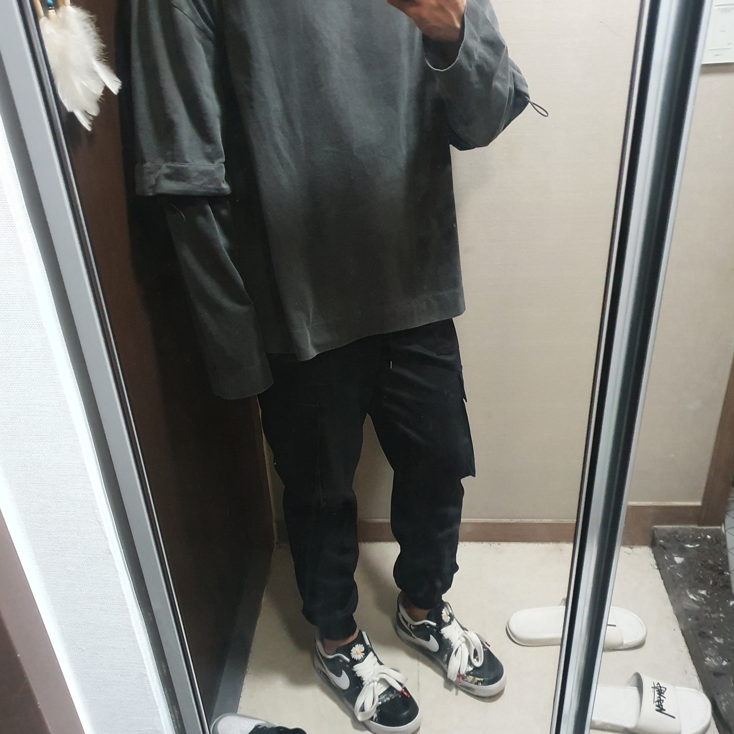 Nike x Undefeated Air Max 97 White, Rolex Submariner Date 41mm 126613LB Royal Blue Oyster 착용 스타일 - 2