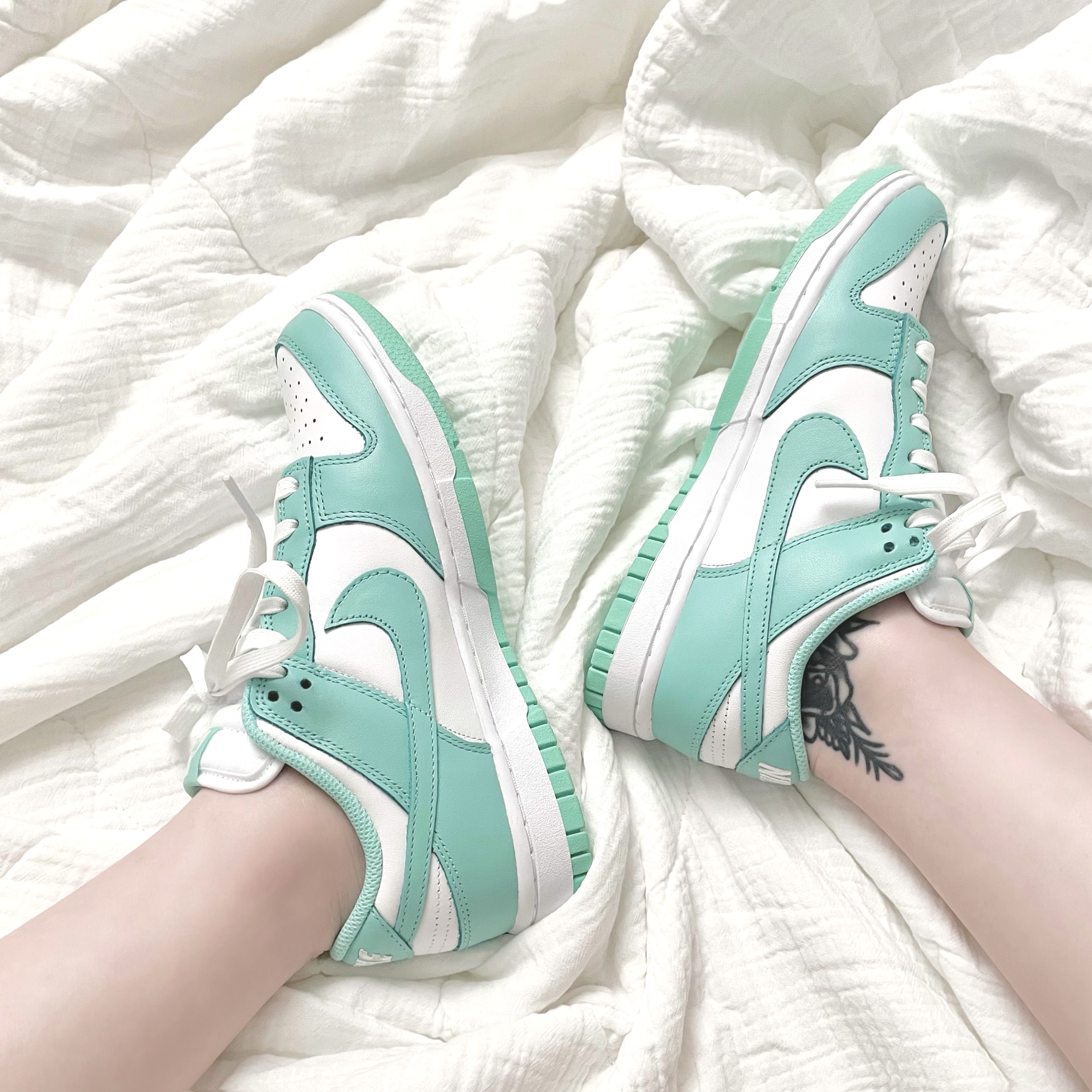 (W) Nike Dunk Low Green Glow 착용 스타일