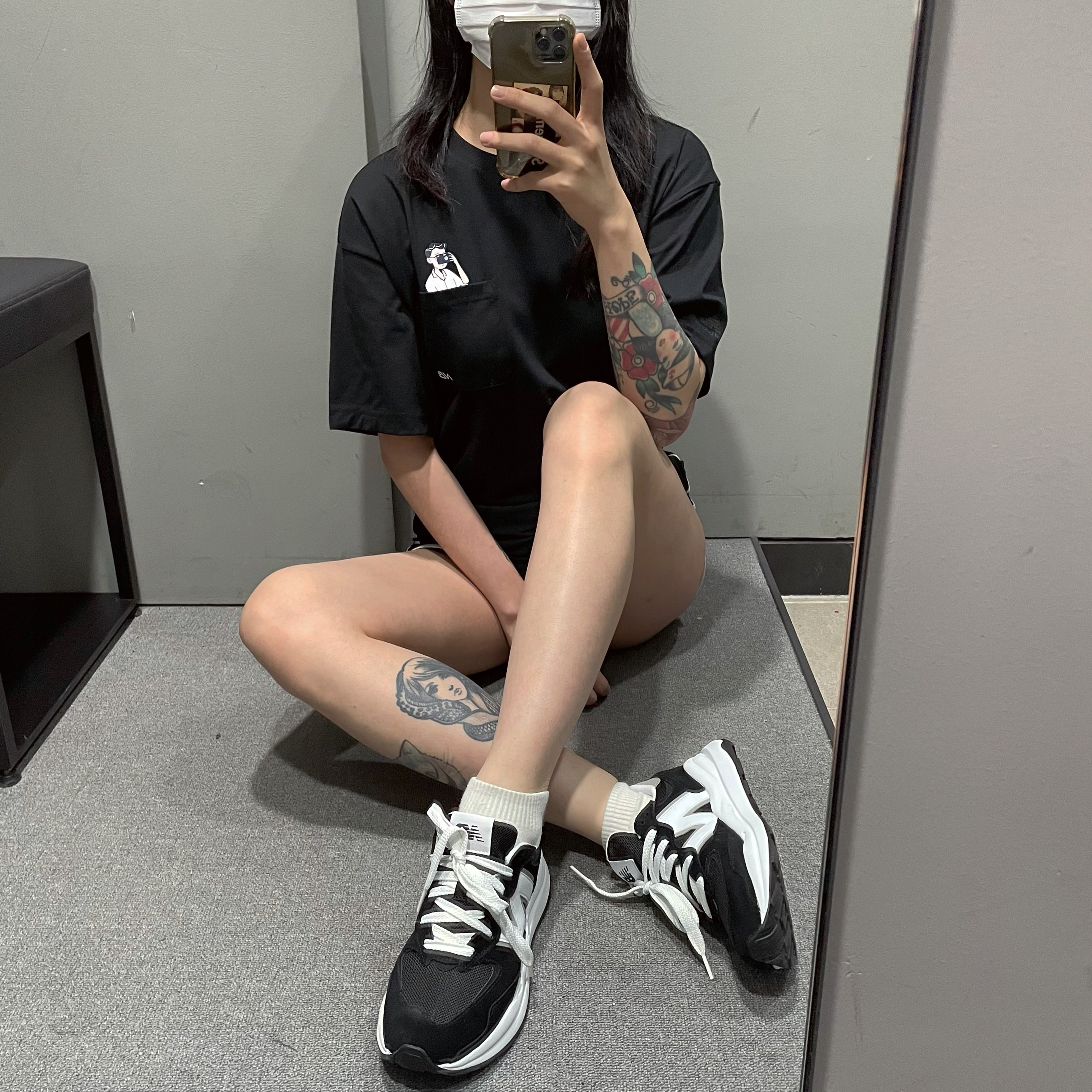 New Balance 5740 Black 착용 스타일