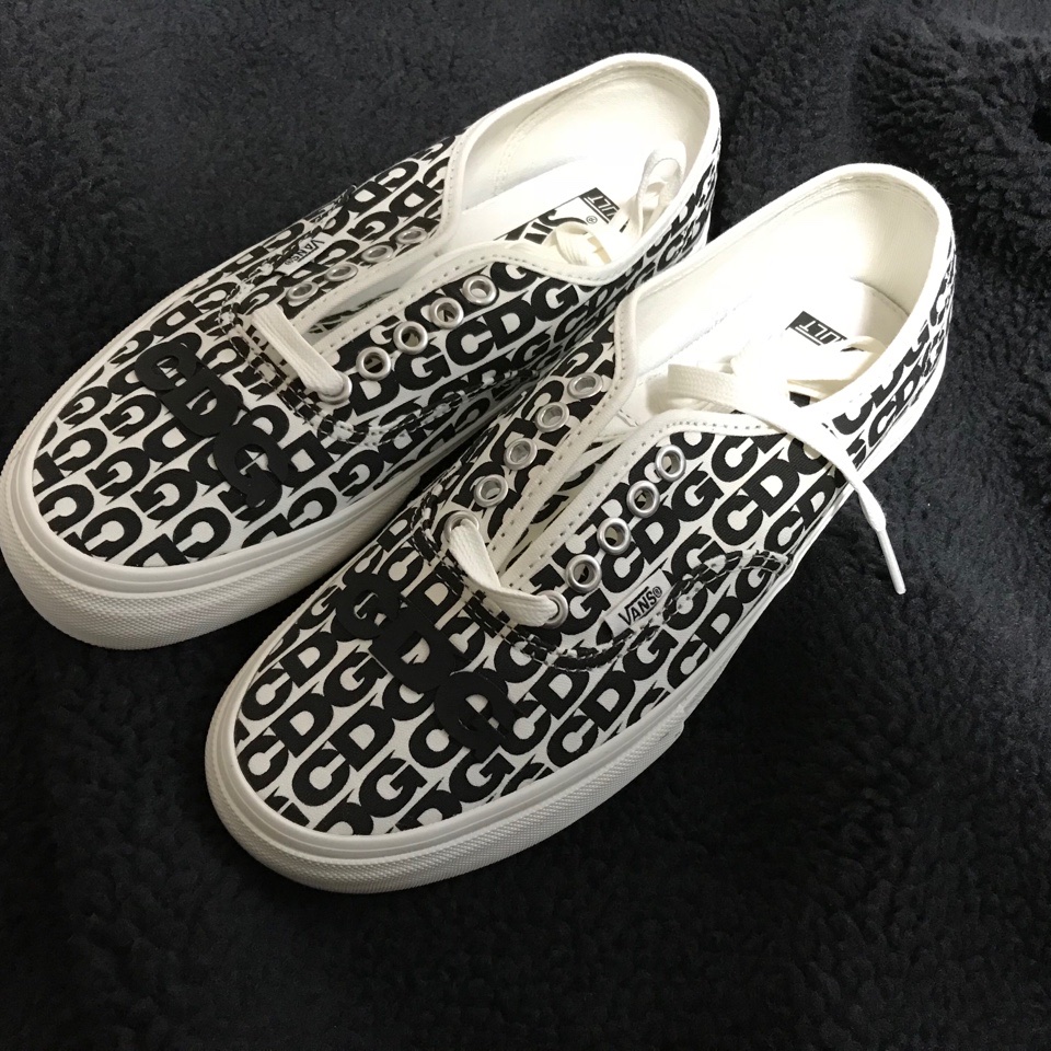Vans Vault x CDG OG Authentic LX White Black 착용 스타일 - 3
