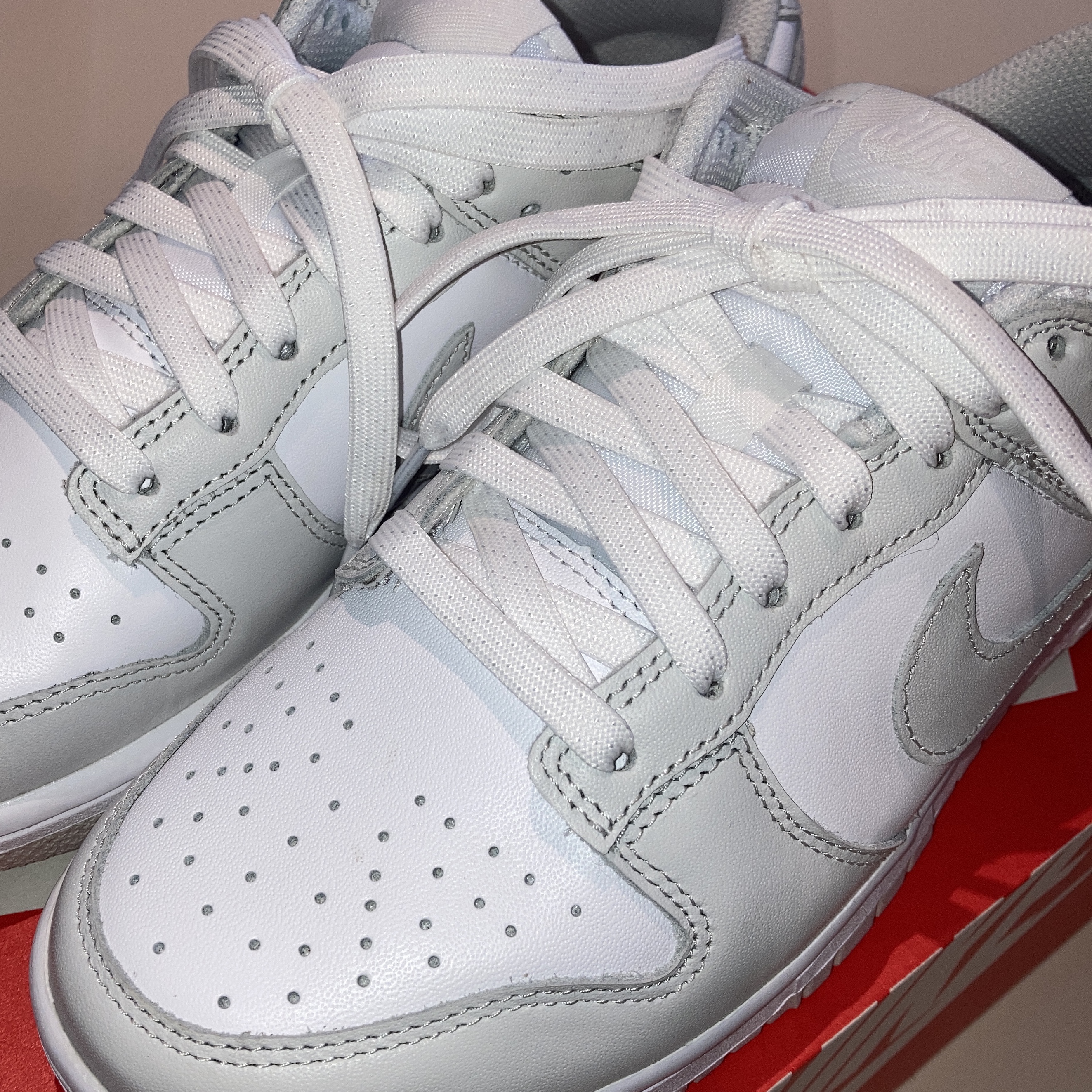 (W) Nike Dunk Low Photon Dust 착용 스타일 - 1