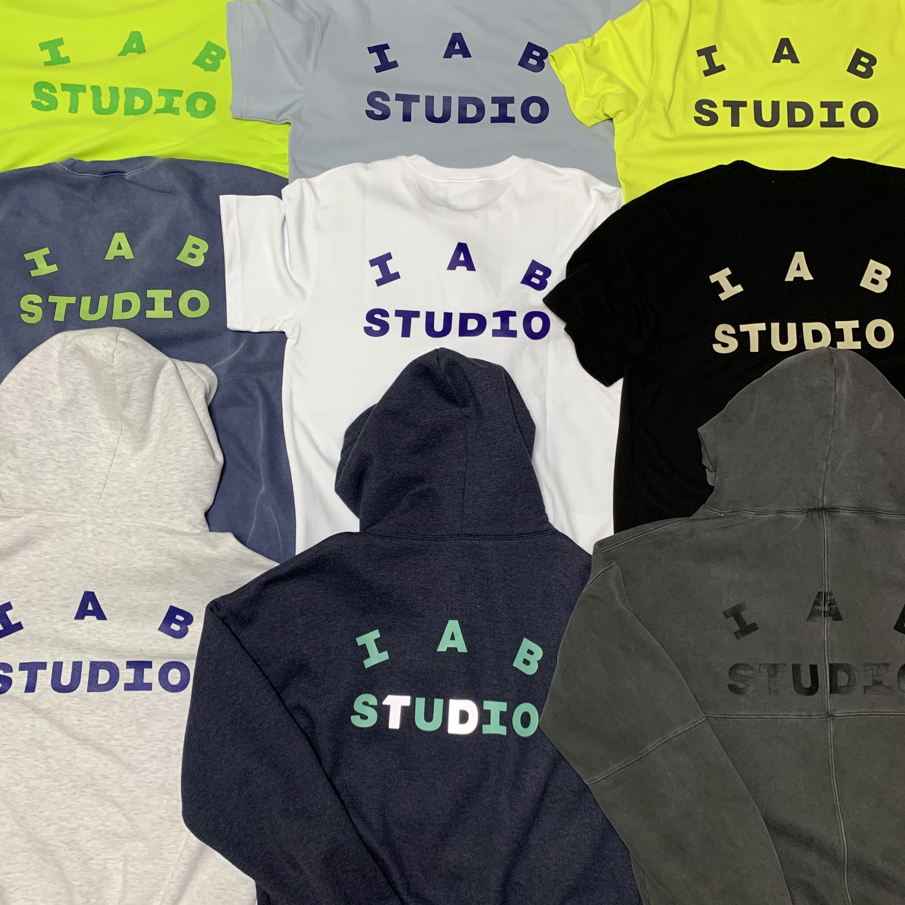 IAB Studio T-Shirt White, IAB Studio T-Shirt Ash Blue - 21SS 착용 스타일