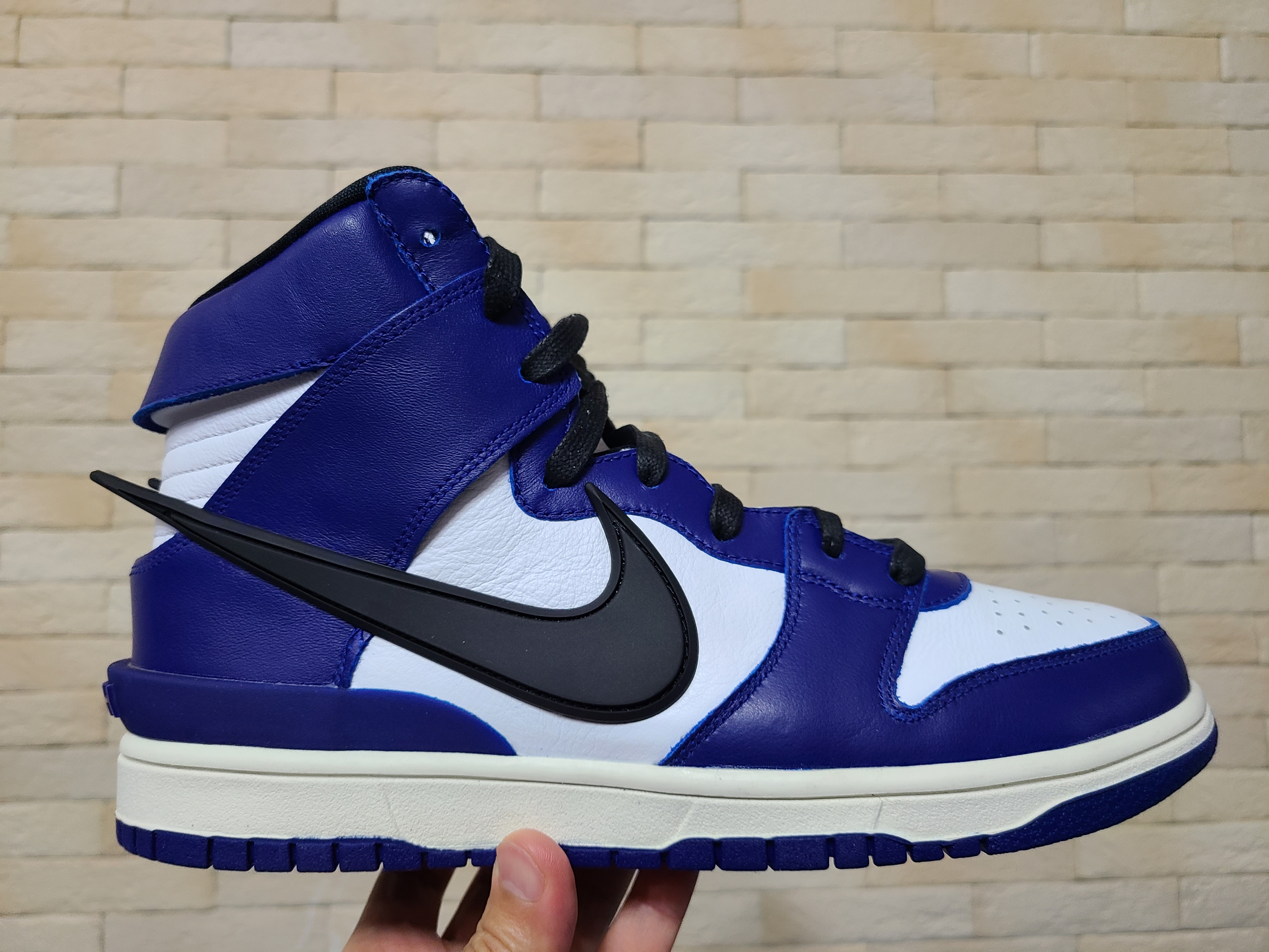 Nike x Ambush Dunk High Deep Royal Blue 착용 스타일 - 3