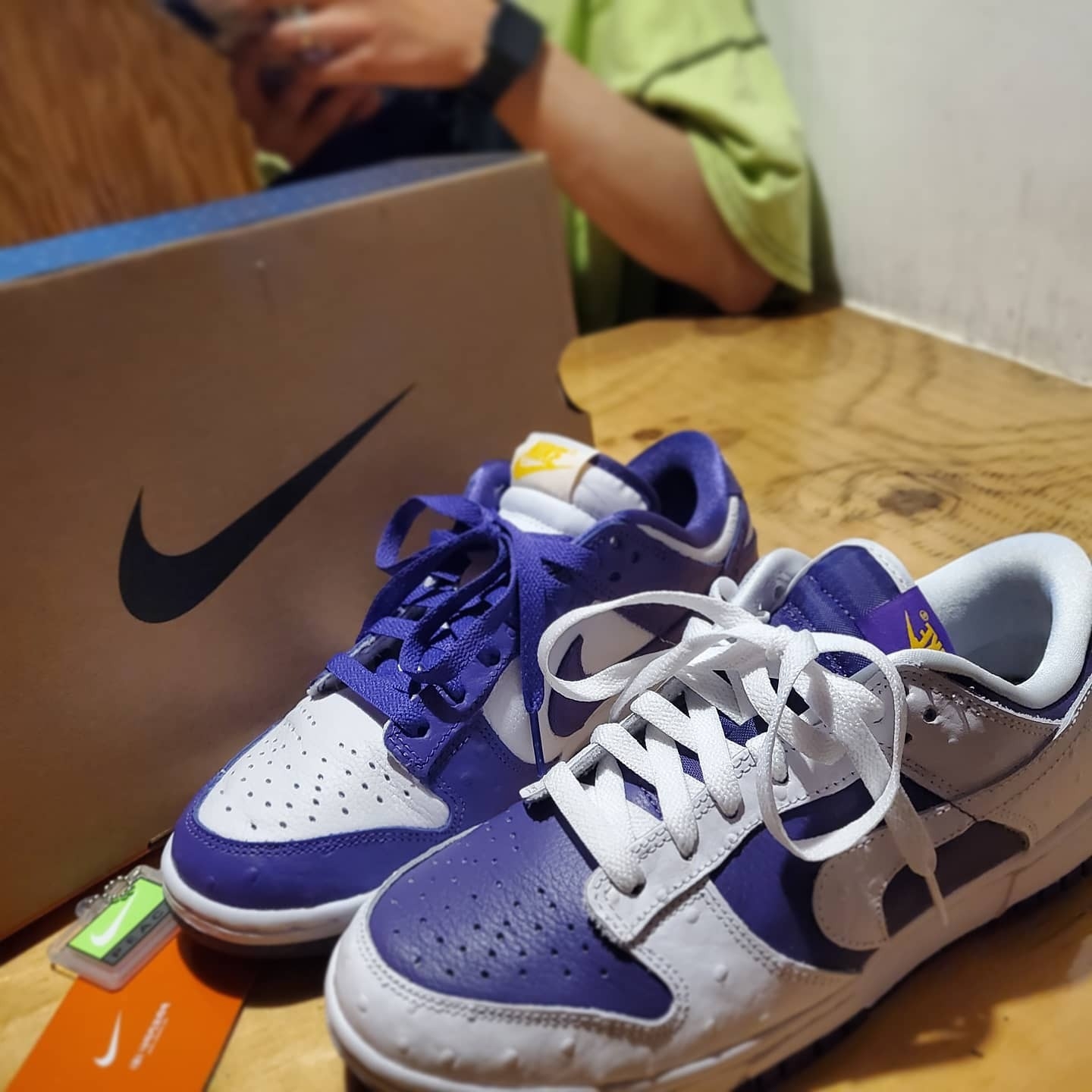 (W) Nike Dunk Low SE Flip 착용 스타일 - 2
