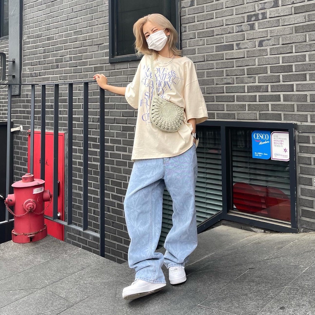 Nike Air Force 1 '07 Low White, (W) Nike Air Force 1 '07 Low White 착용 스타일