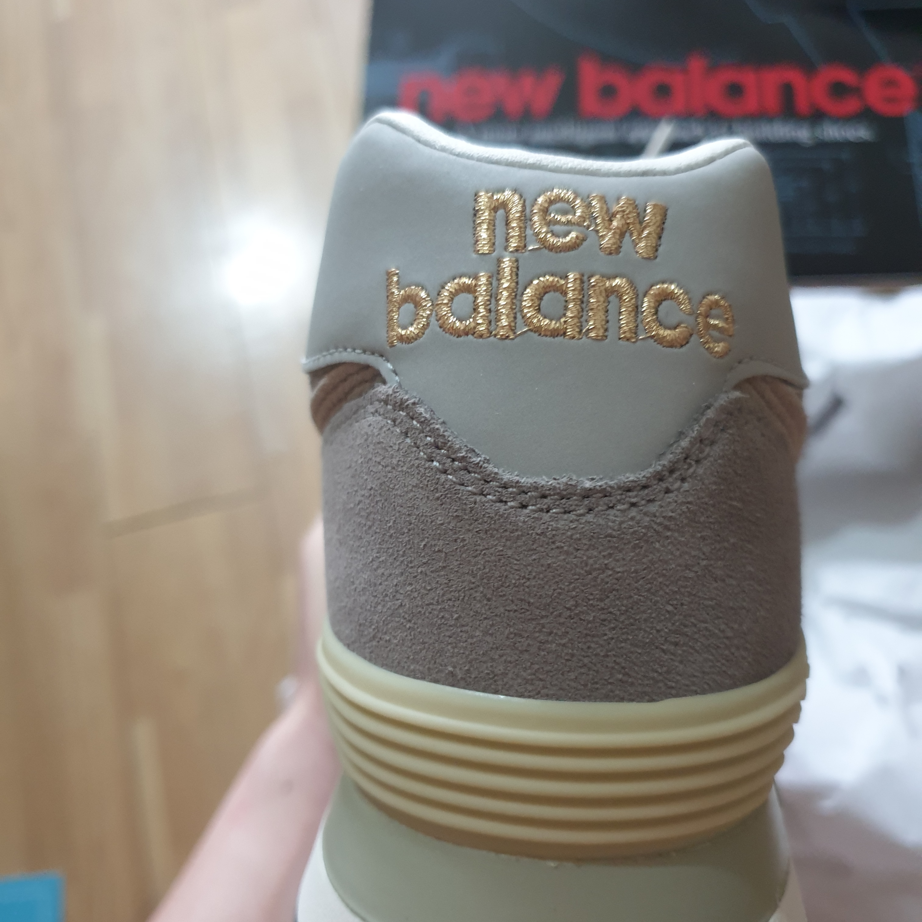 New Balance 574 Grey Day 착용 스타일 - 2