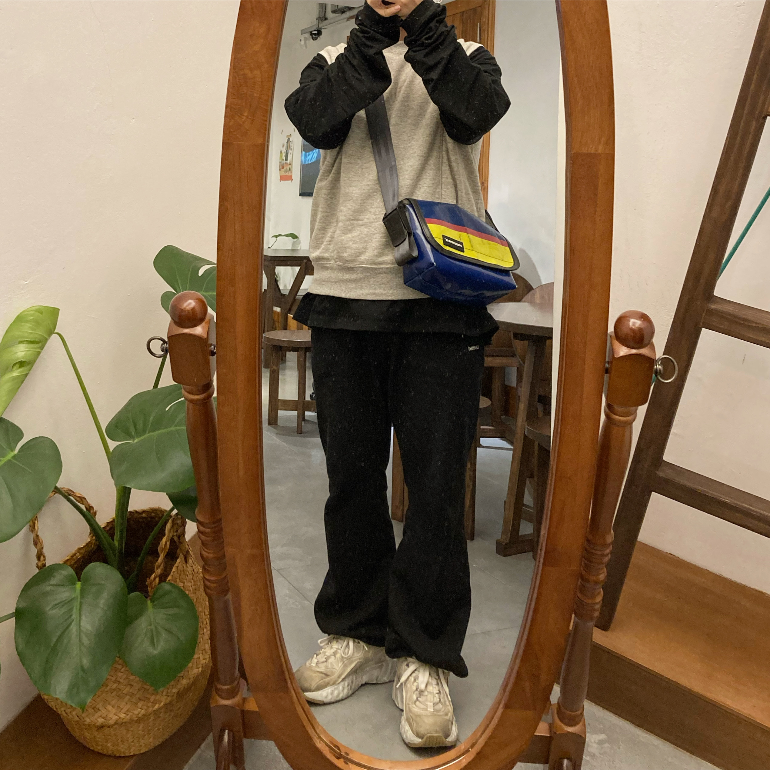 Acne Studios Rockaway Tumbled Sneakers White 착용 스타일