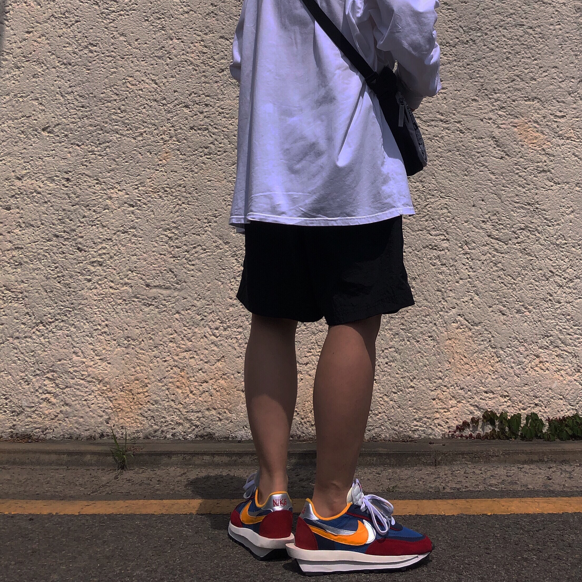Nike x Sacai LDWaffle Blue Multi 착용 스타일