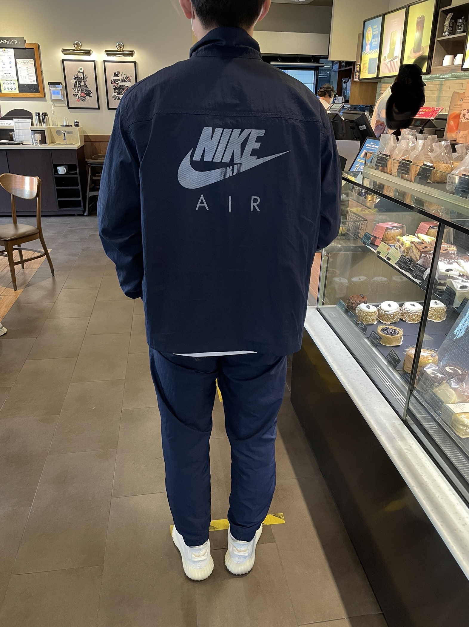 Nike x Kim Jones Reversible Wind Breaker Navy - US/EU, Nike x Kim Jones Track Pants Navy - US/EU 착용 스타일