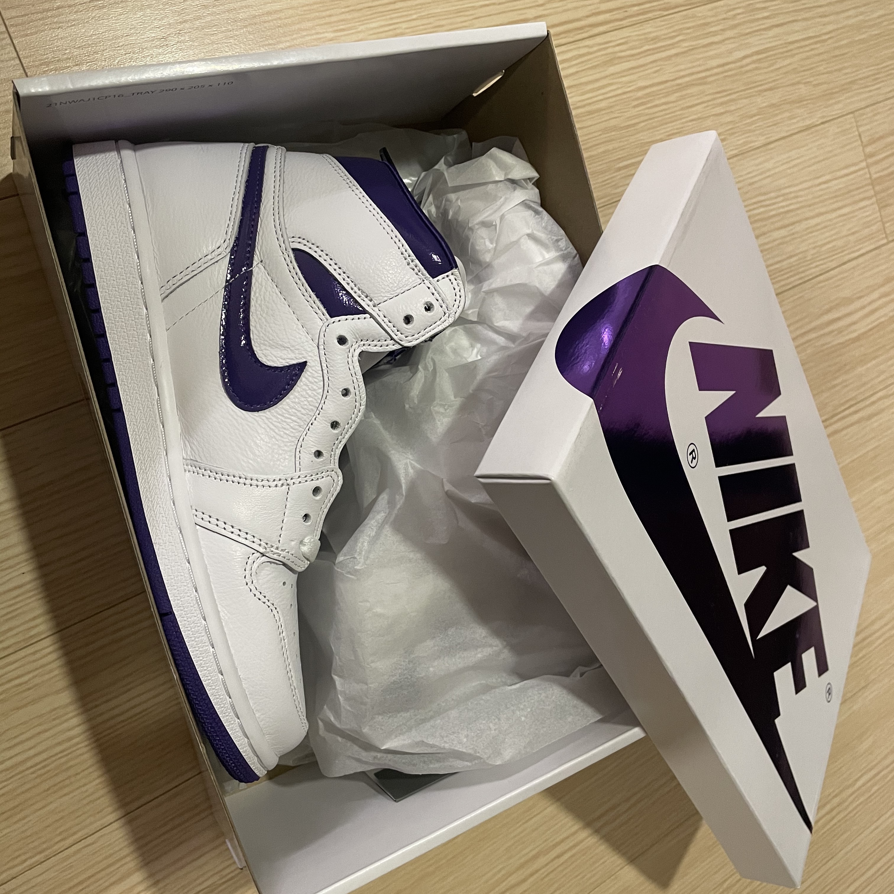 (W) Jordan 1 High OG Court Purple 착용 스타일 - 3