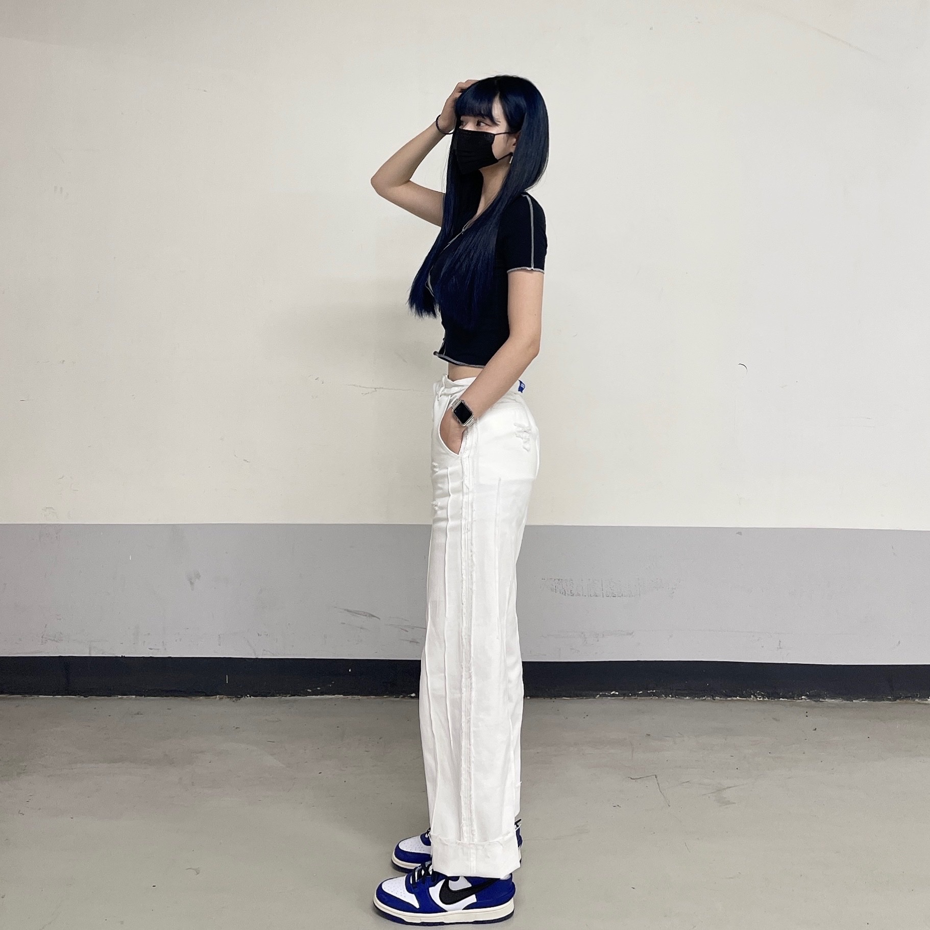 Nike x Ambush Dunk High Deep Royal Blue 착용 스타일 - 2