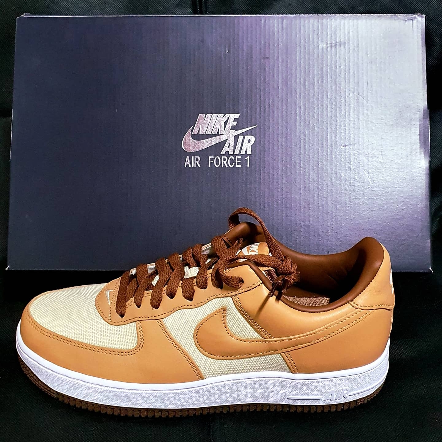 Nike Air Force 1 Low QS Acorn 2021 착용 스타일 - 4