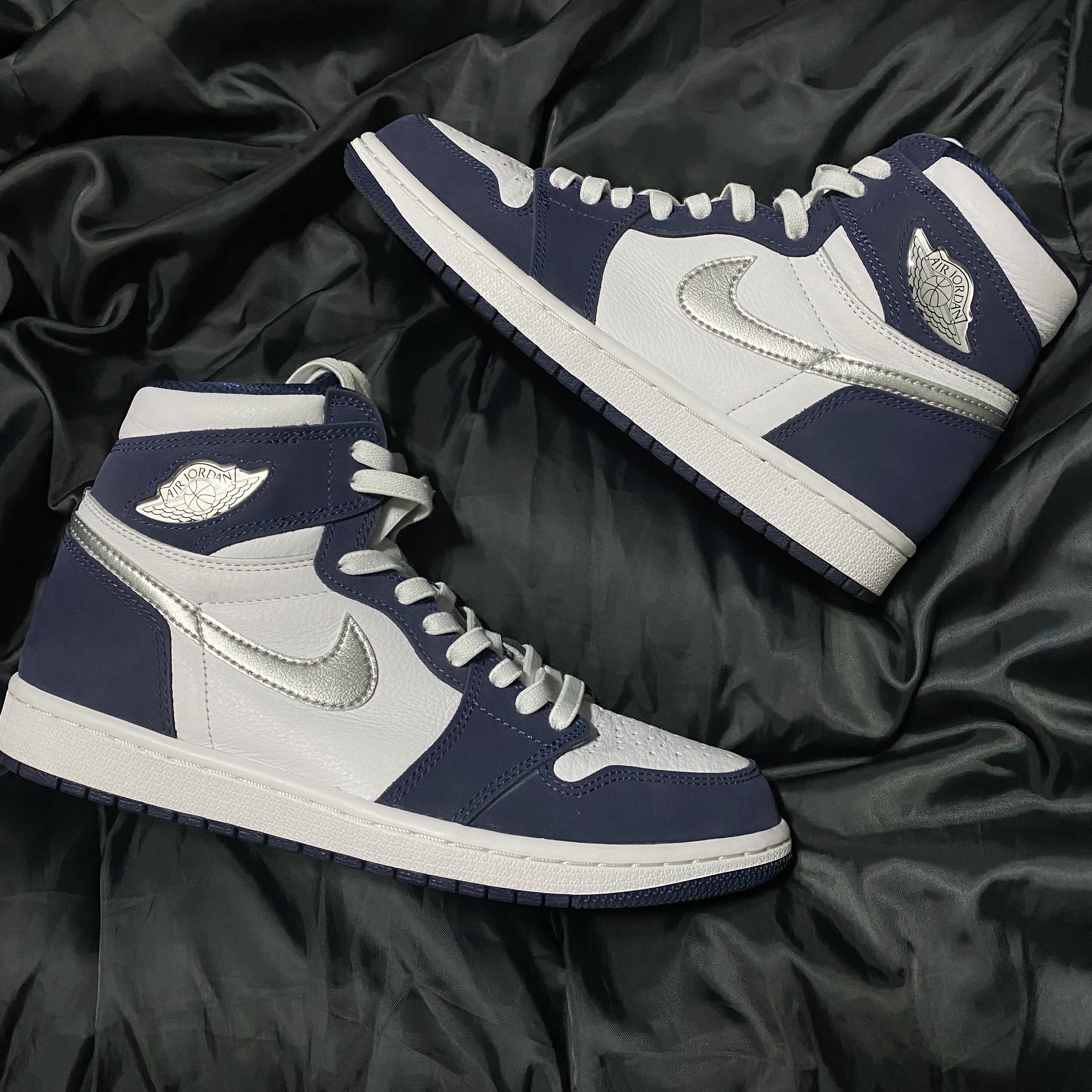 Jordan 1 Retro High OG CO.JP Midnight Navy 착용 스타일