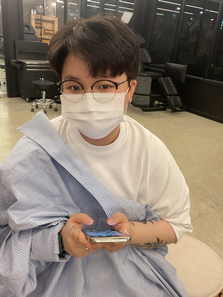 KREAM 프로필 이미지