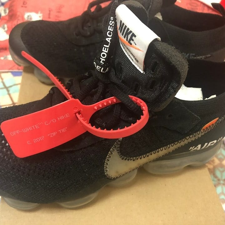 Nike x Off-White Air VaporMax V2 Black 착용 스타일 - 3