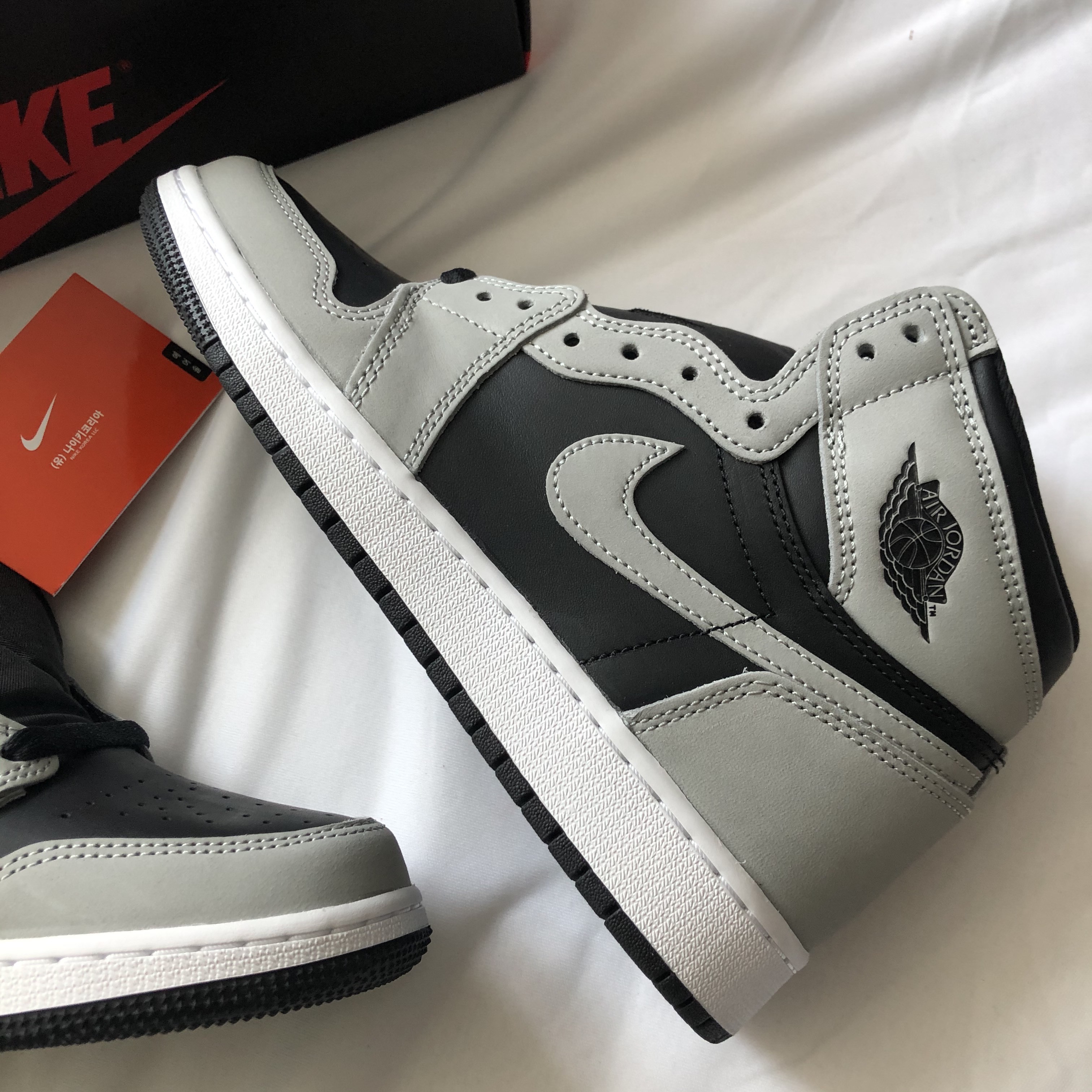 Jordan 1 Retro High OG Shadow 2.0, (GS) Jordan 1 Retro High OG Shadow 2.0 ์ฐฉ์ฉ ์คํ์ผ - 2