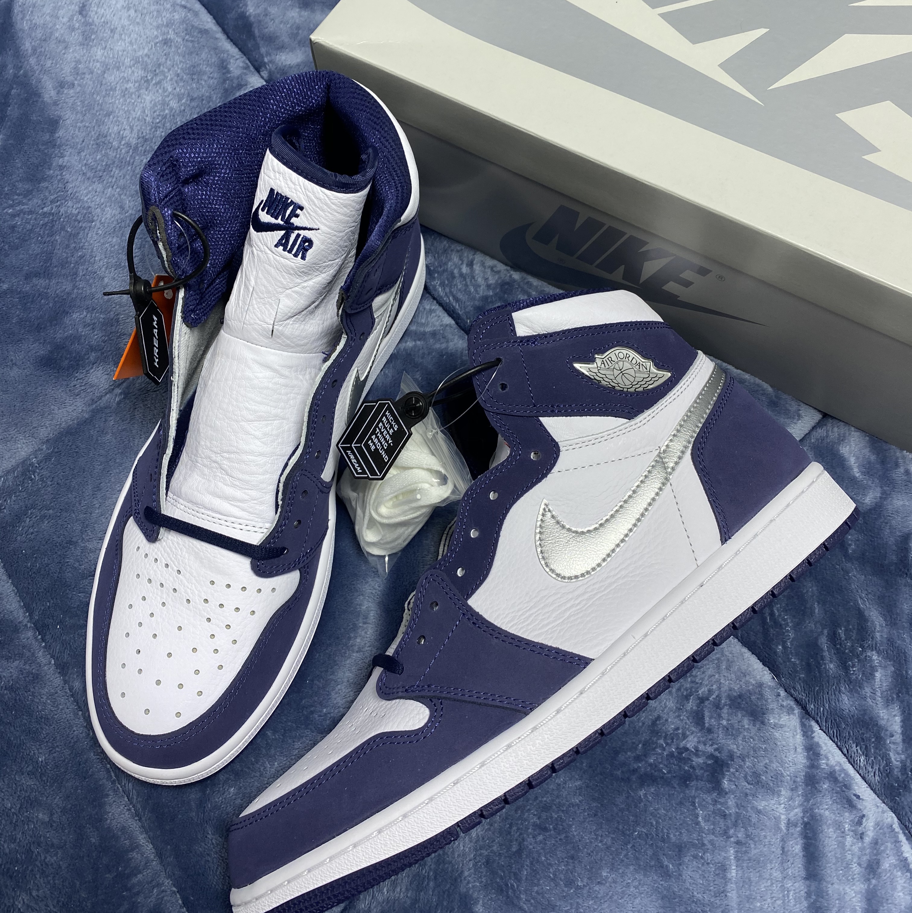 Jordan 1 Retro High OG CO.JP Midnight Navy 착용 스타일 - 1