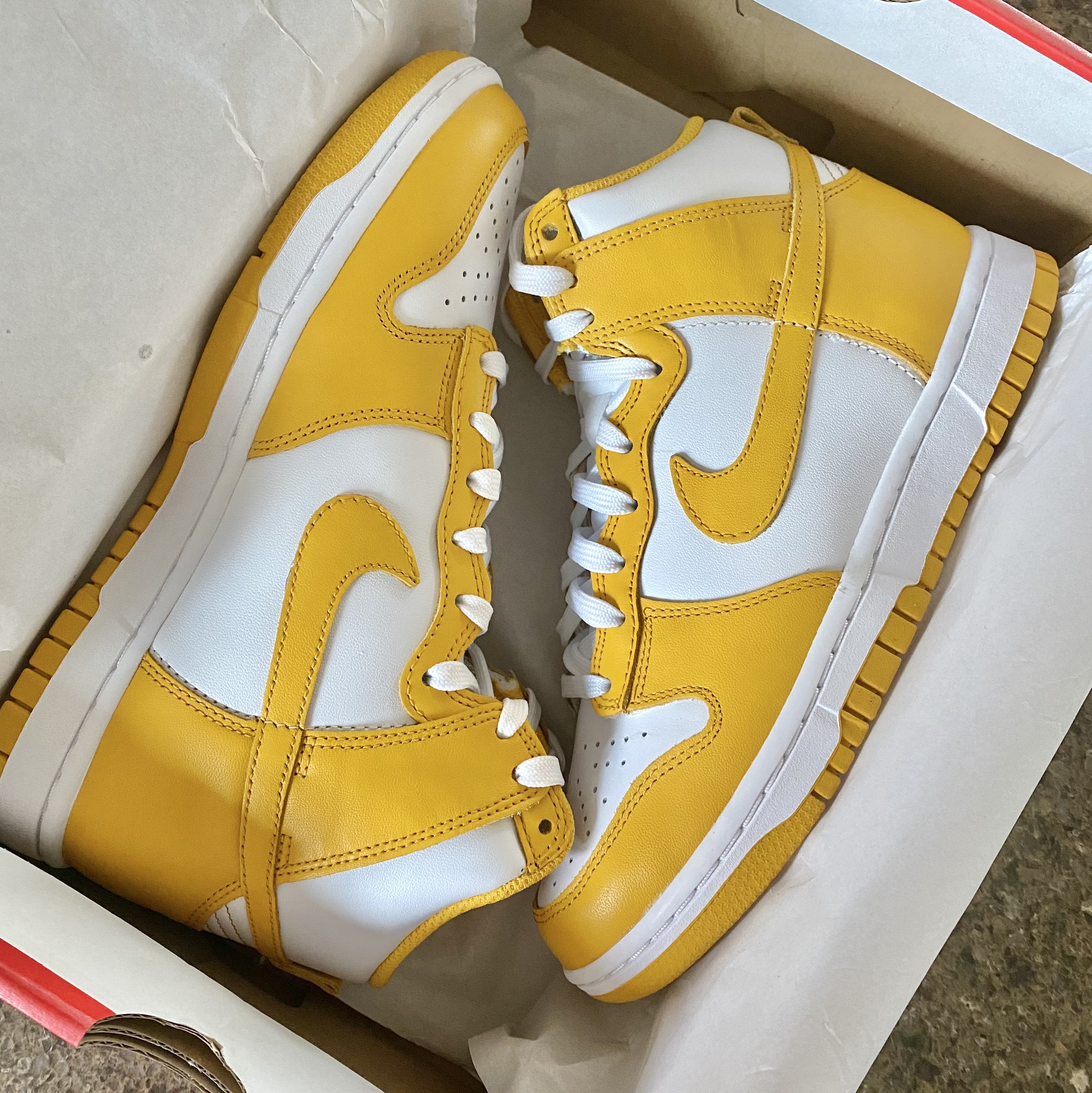 (W) Nike Dunk High Dark Sulfur 착용 스타일