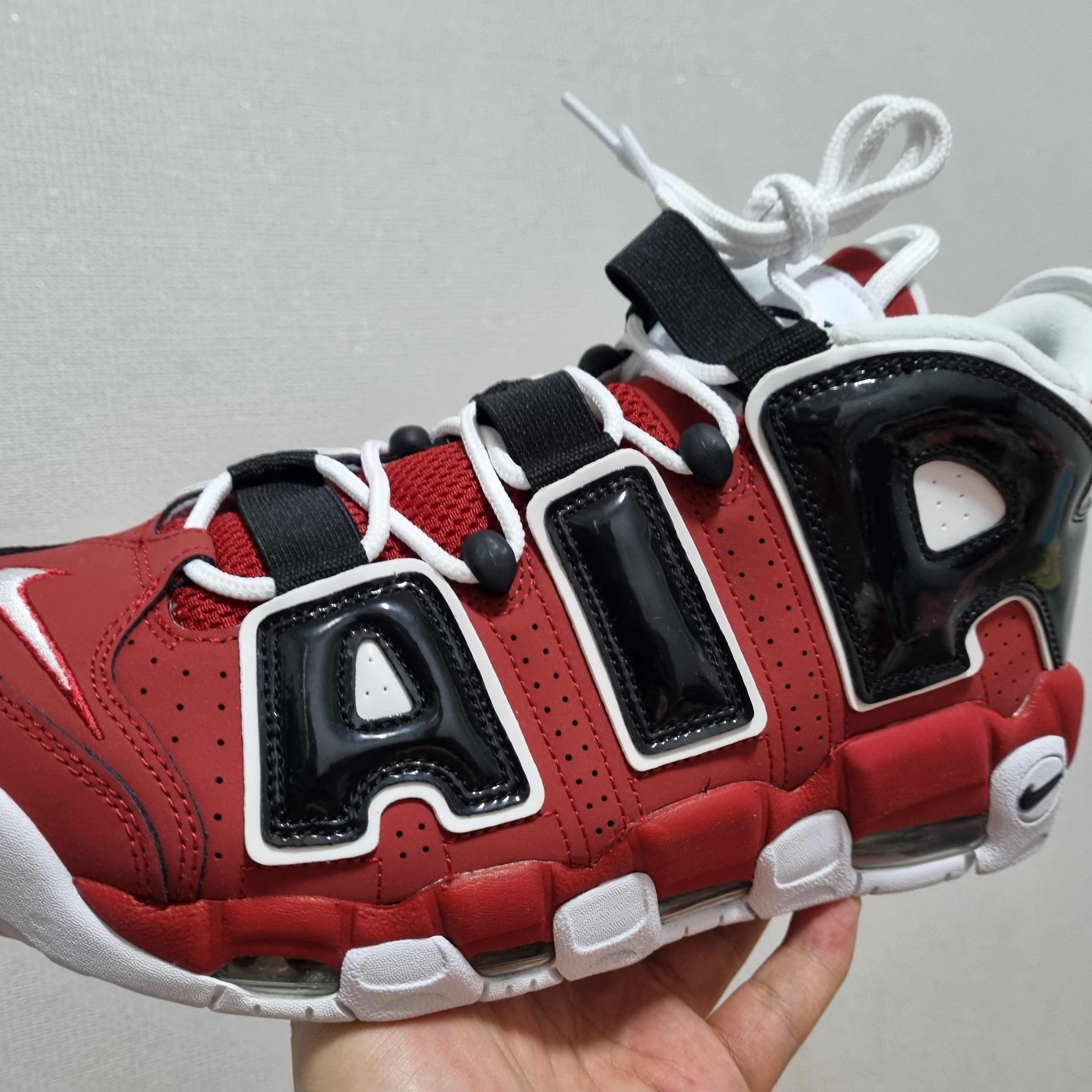 Nike Air More Uptempo 96 Bulls 2021 착용 스타일 - 3