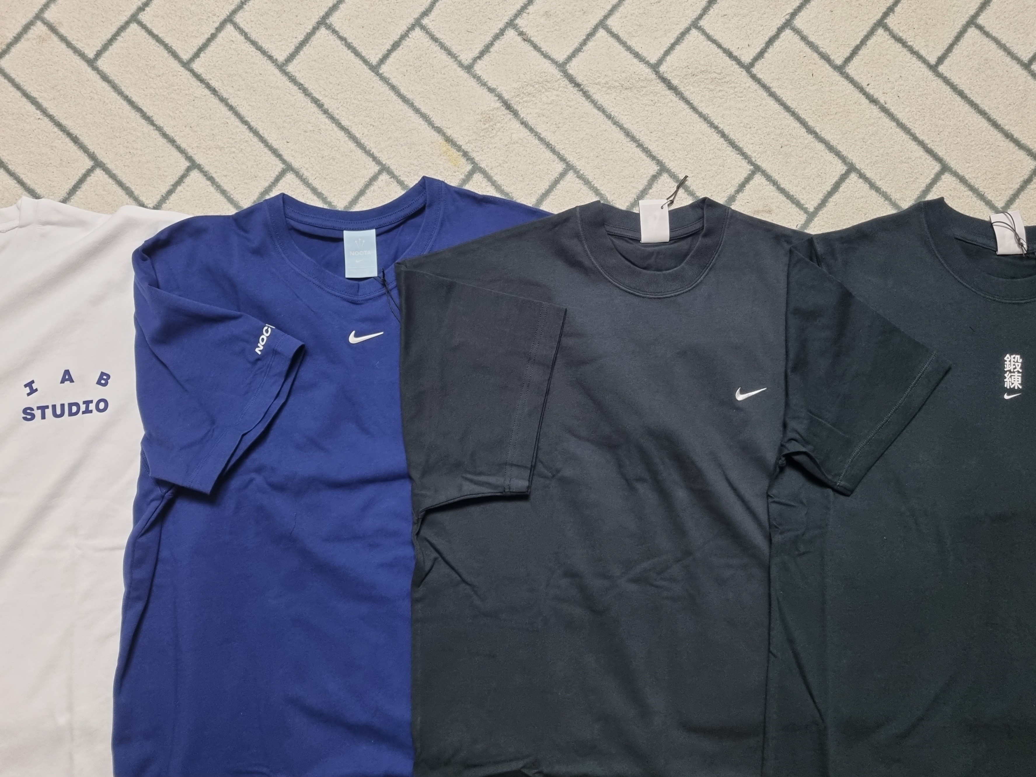 Nike NRG Solo Swoosh T-Shirt Black - US/EU, Nike x Matthew M Williams NRG T-Shirt Black 착용 스타일 - 1
