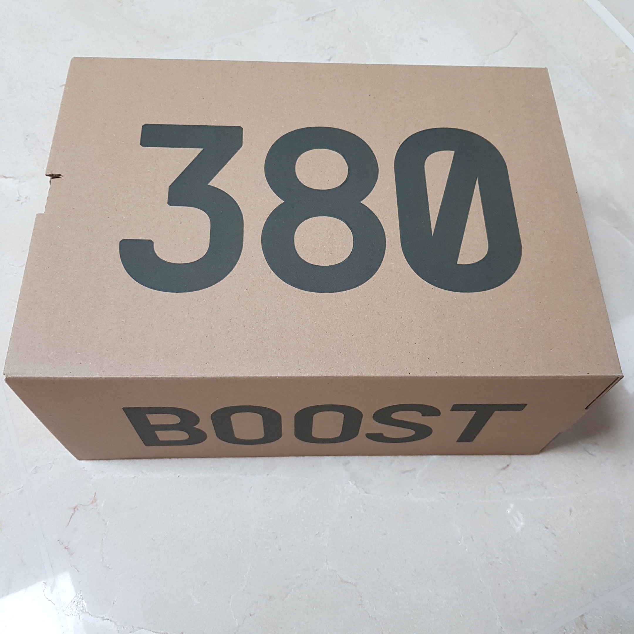 Adidas Yeezy Boost 380 Alien Blue - Reflective 착용 스타일 - 4