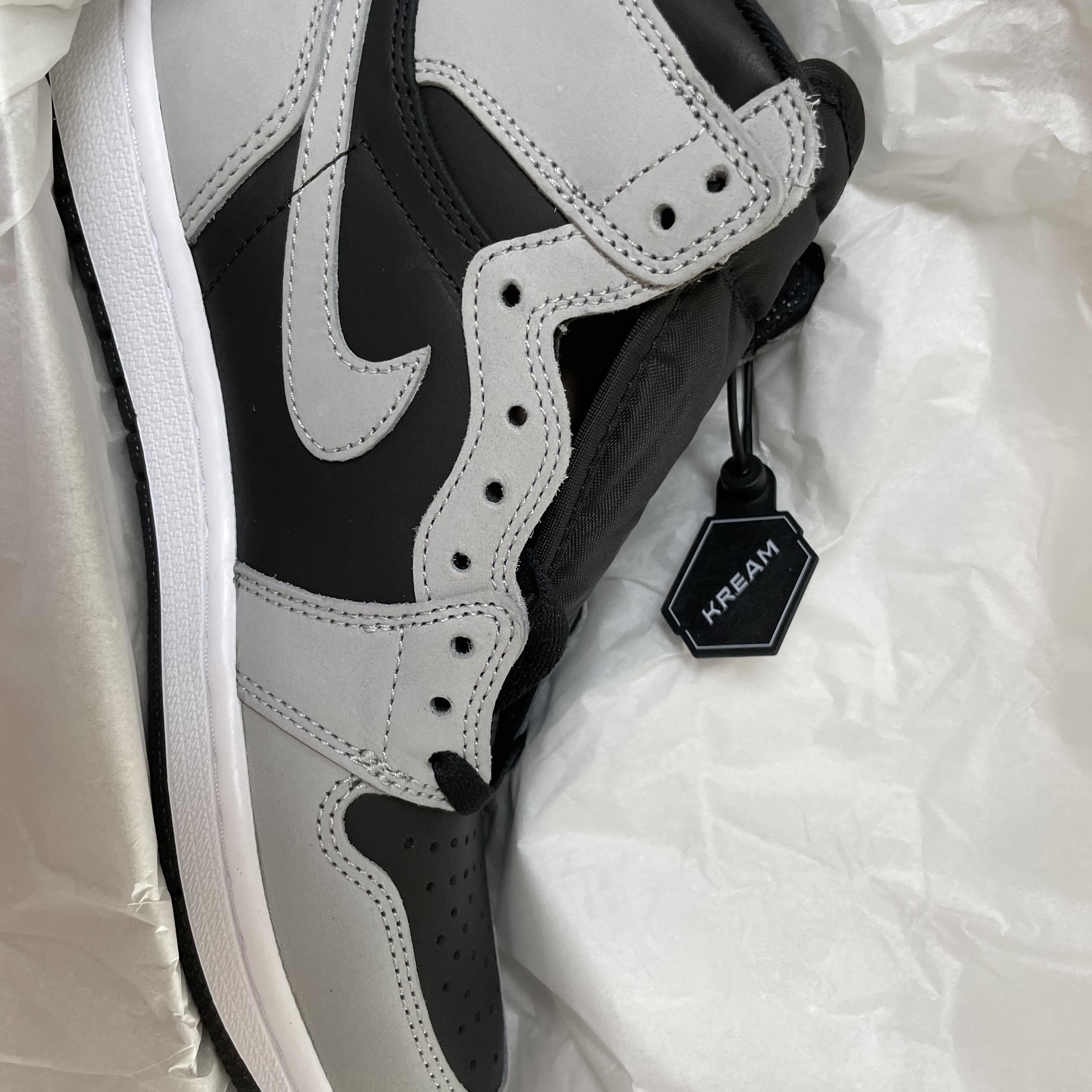 Jordan 1 Retro High OG Shadow 2.0 착용 스타일 - 1