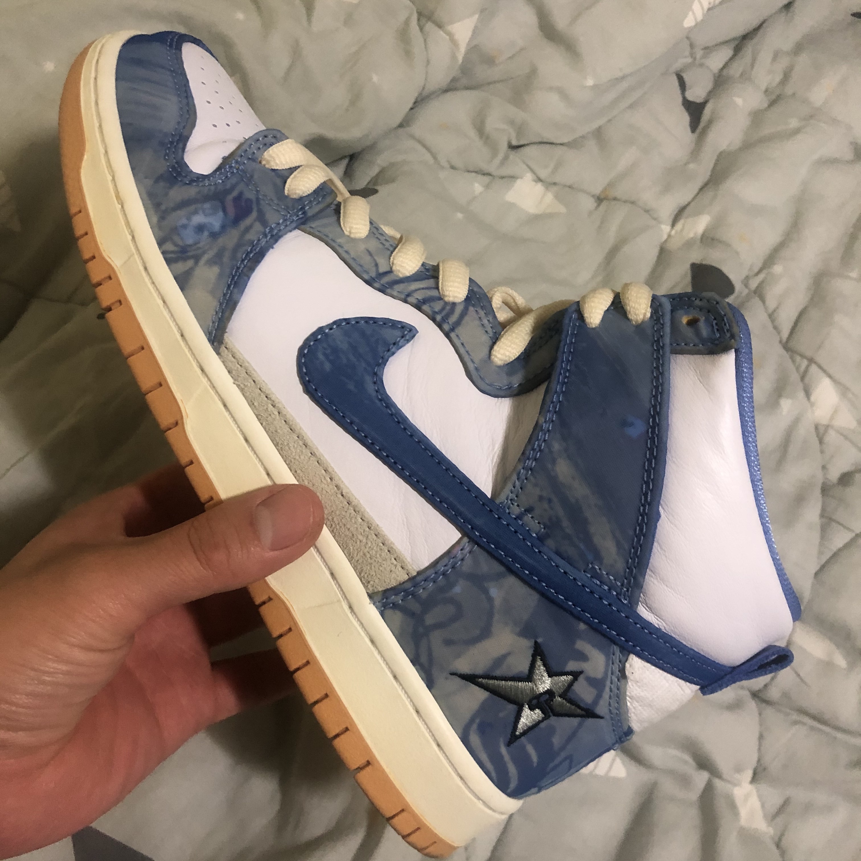 Nike x Carpet Company SB Dunk High PRM QS Royal Pulse 착용 스타일 - 1