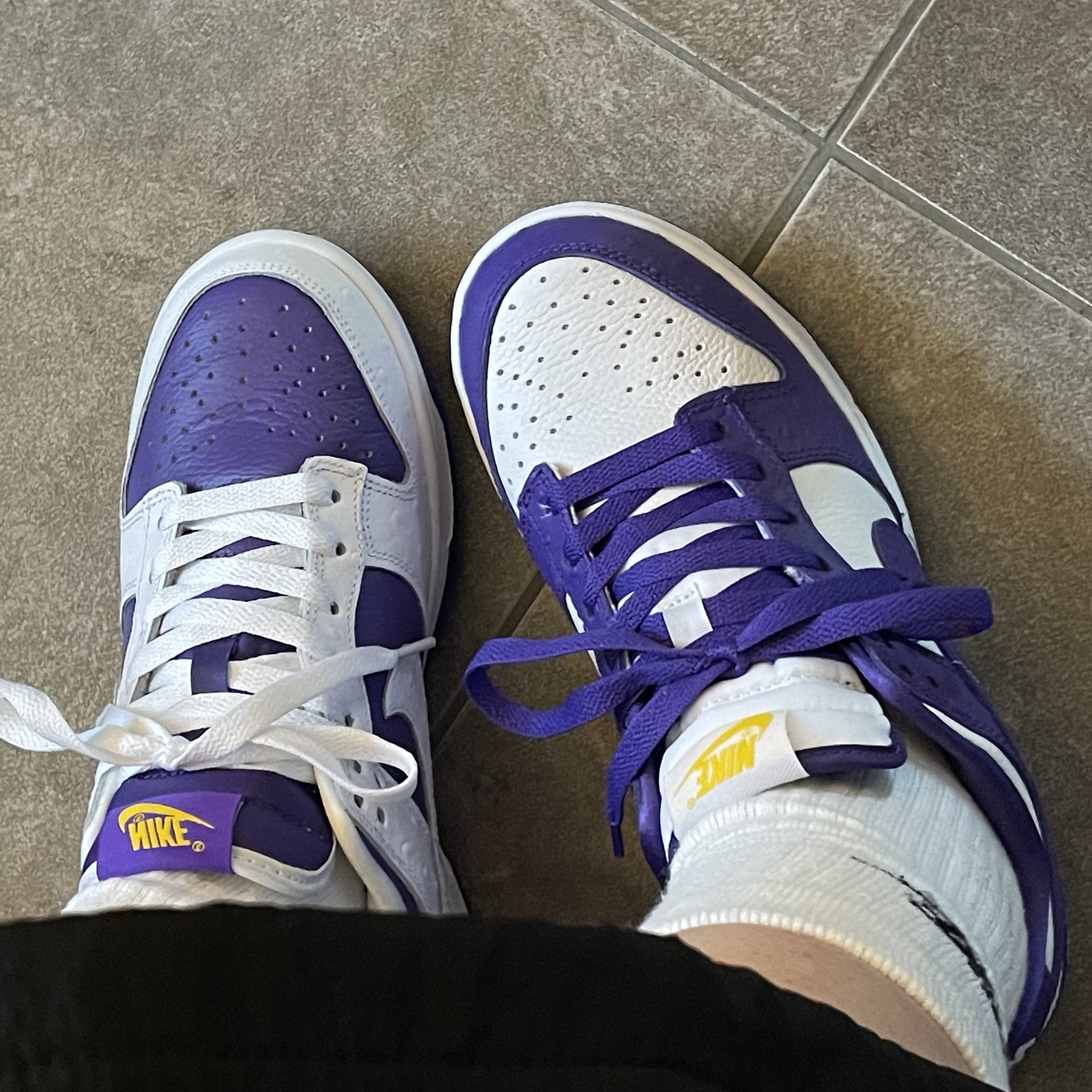 Jordan 1 Retro High OG Court Purple 2020, (W) Nike Dunk Low SE Flip 착용 스타일 - 5