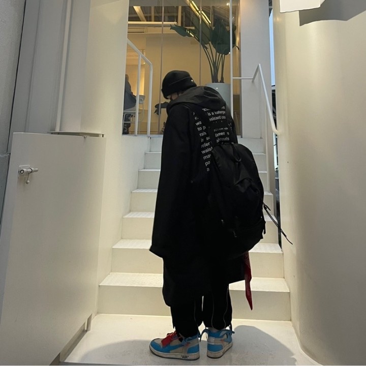 Jordan 1 x Off-White Retro High University Blue 착용 스타일