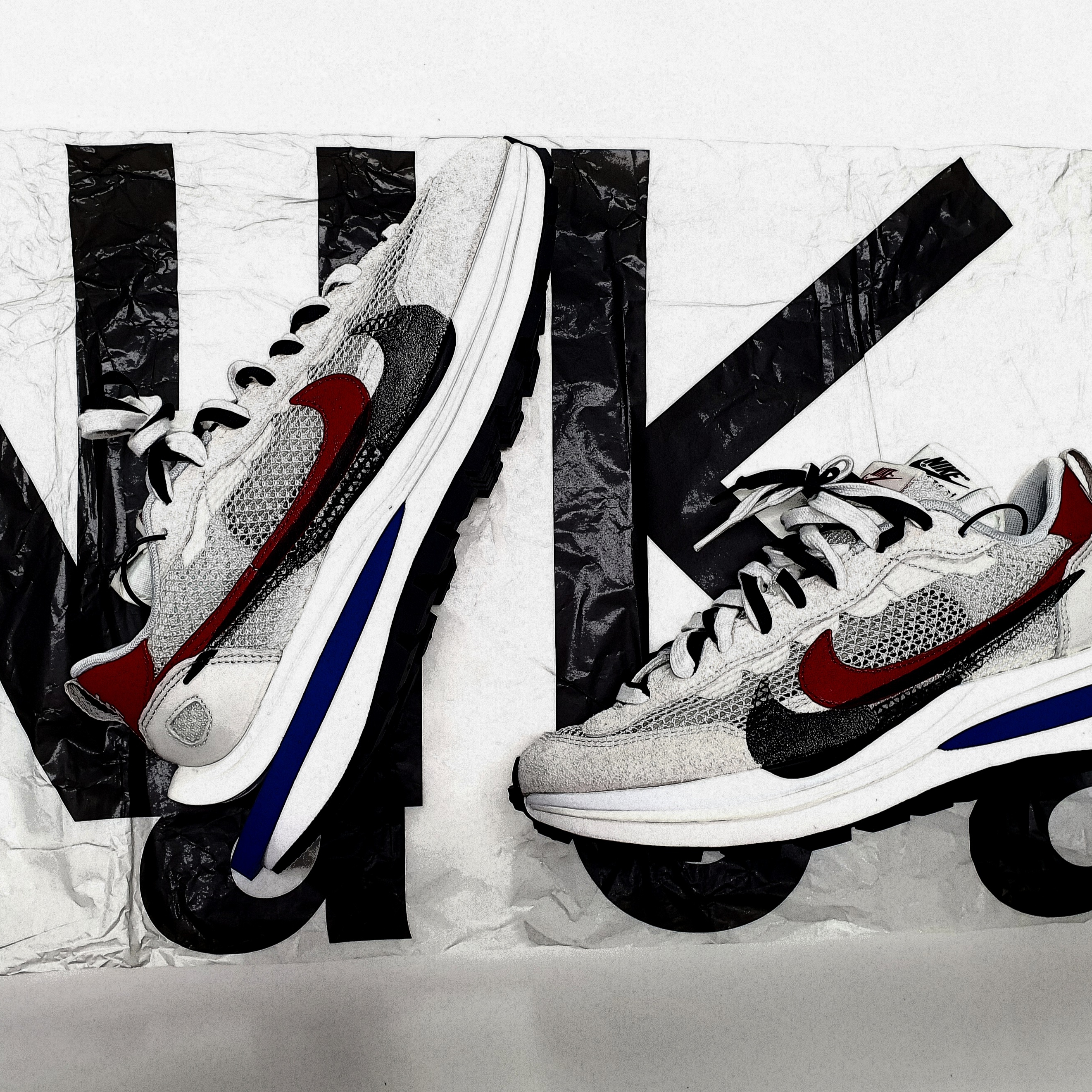 Nike x Sacai VaporWaffle Royal Fuchsia 착용 스타일 - 1