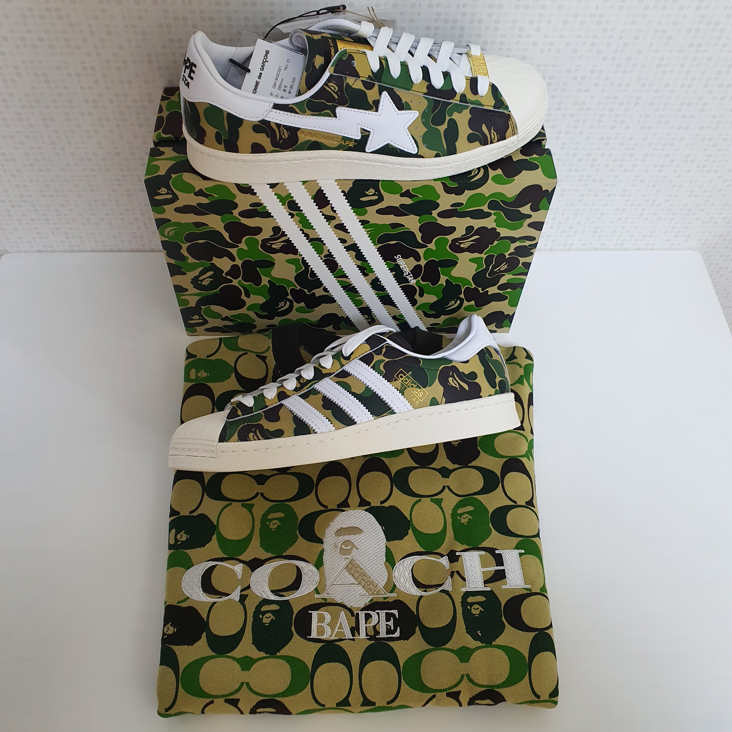 Adidas x BAPE Superstar 80s Green Camo 착용 스타일 - 2