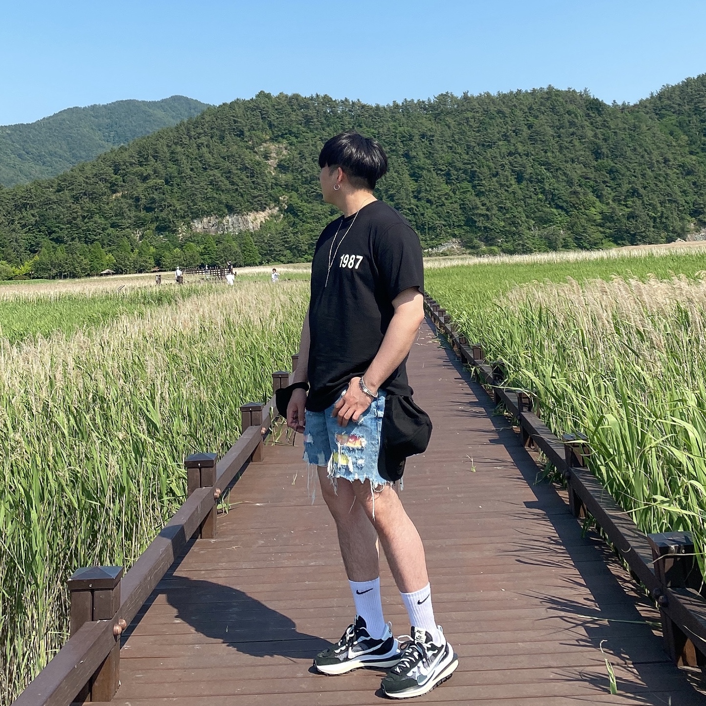Nike x Sacai VaporWaffle Black White 착용 스타일