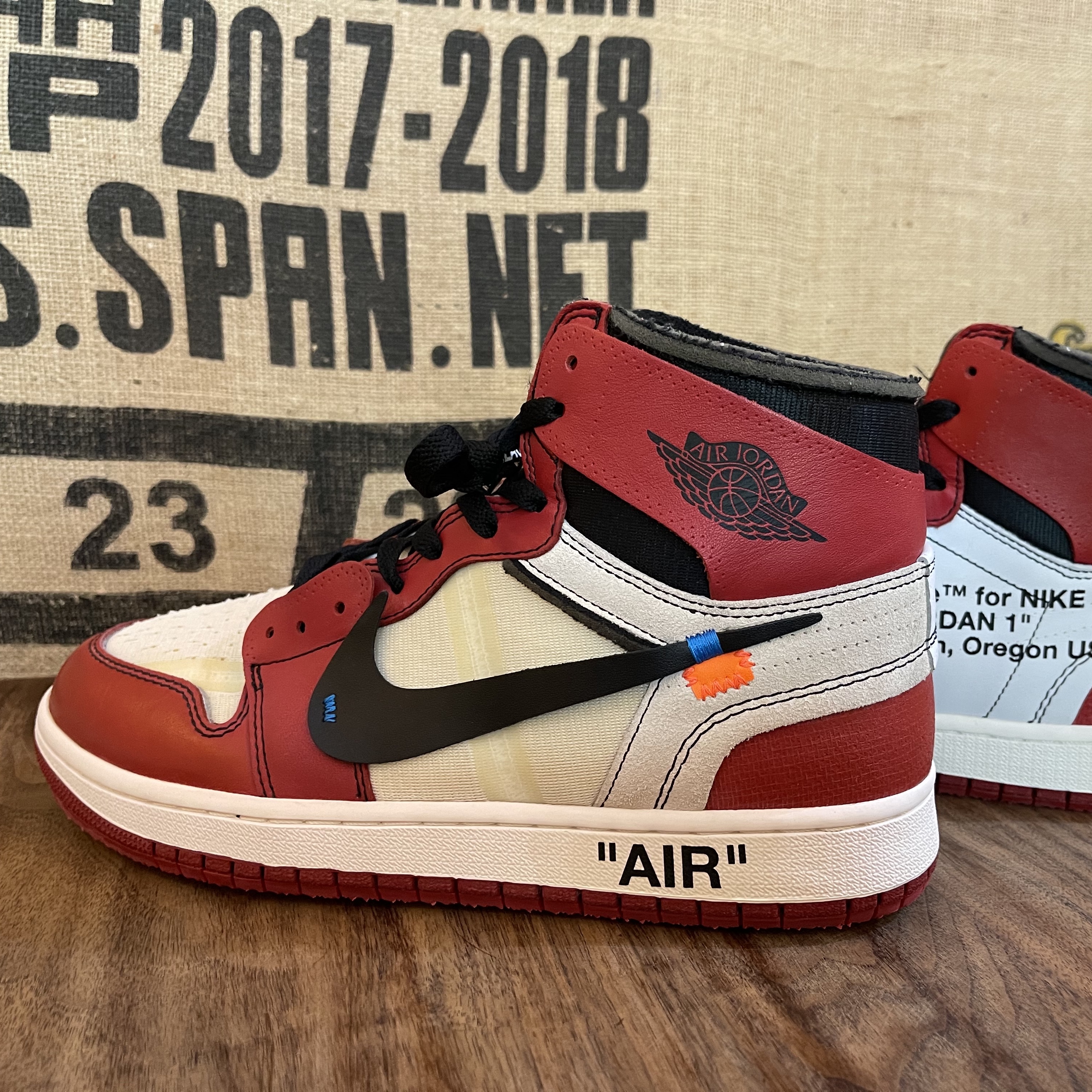 Jordan 1 x Off-White Retro High Chicago The Ten 착용 스타일