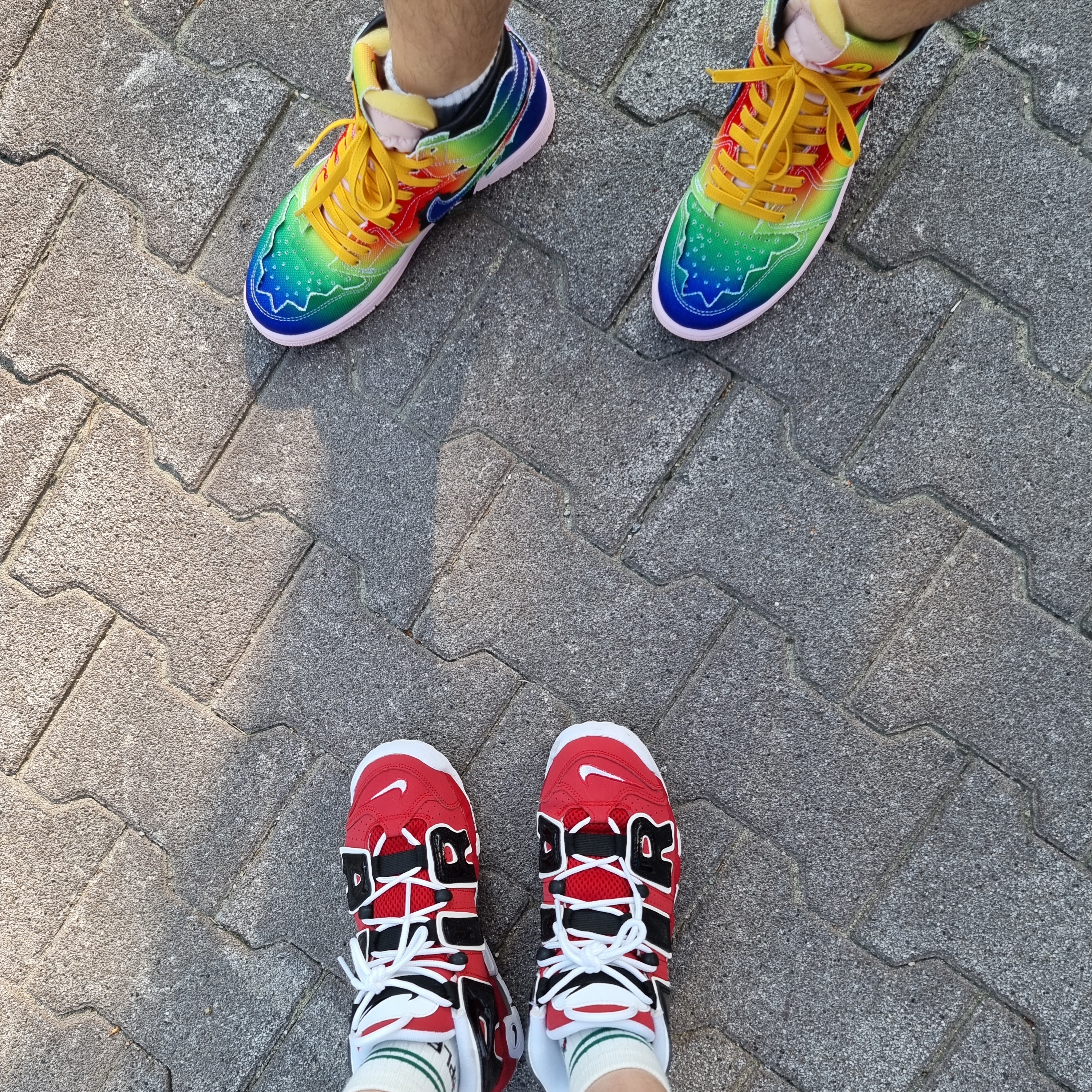 Jordan 1 x J Balvin Retro High OG, (GS) Nike Air More Uptempo 96 Bulls 2021 착용 스타일