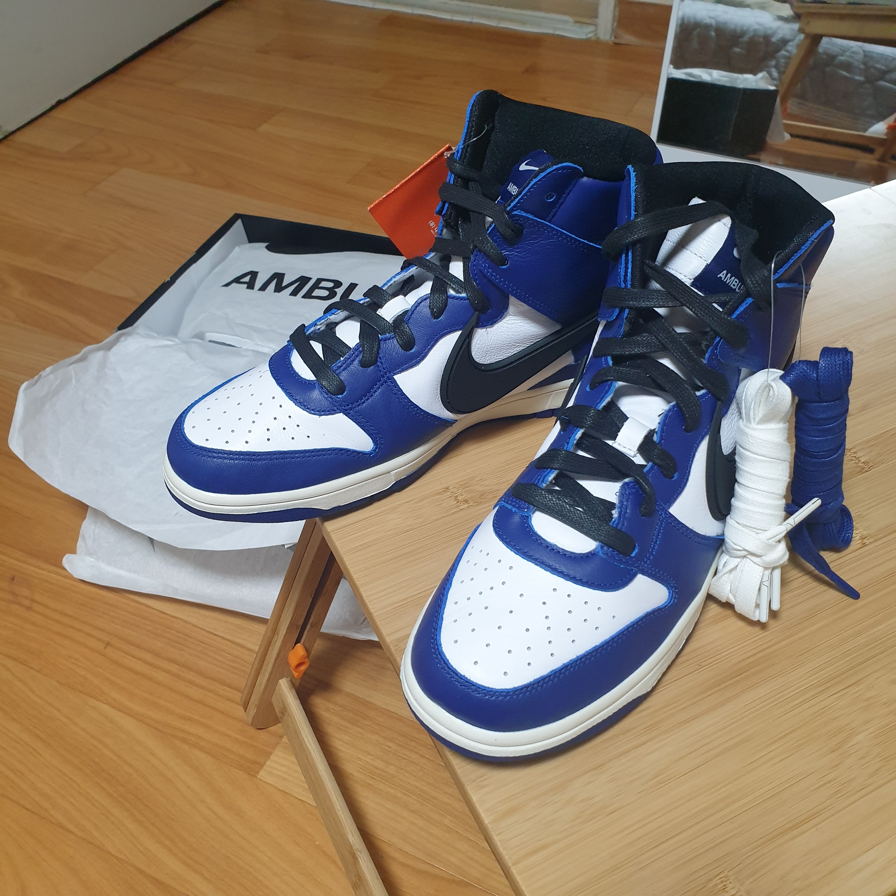 Nike x Ambush Dunk High Deep Royal Blue 착용 스타일