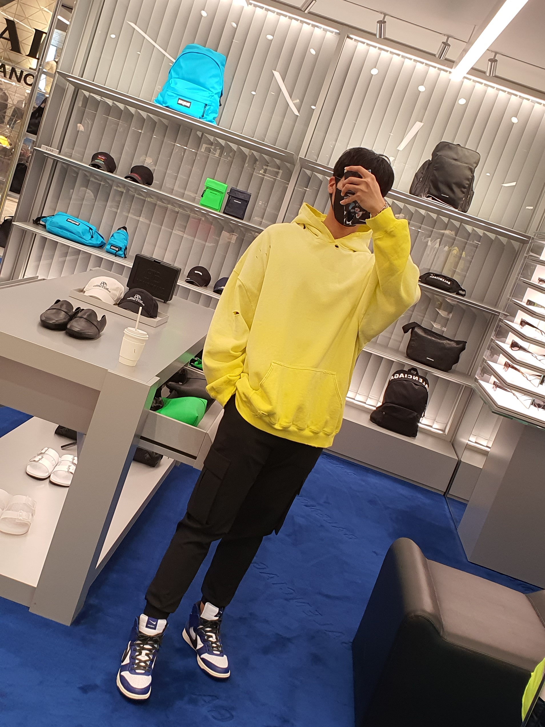 Nike x Ambush Dunk High Deep Royal Blue 착용 스타일 - 2