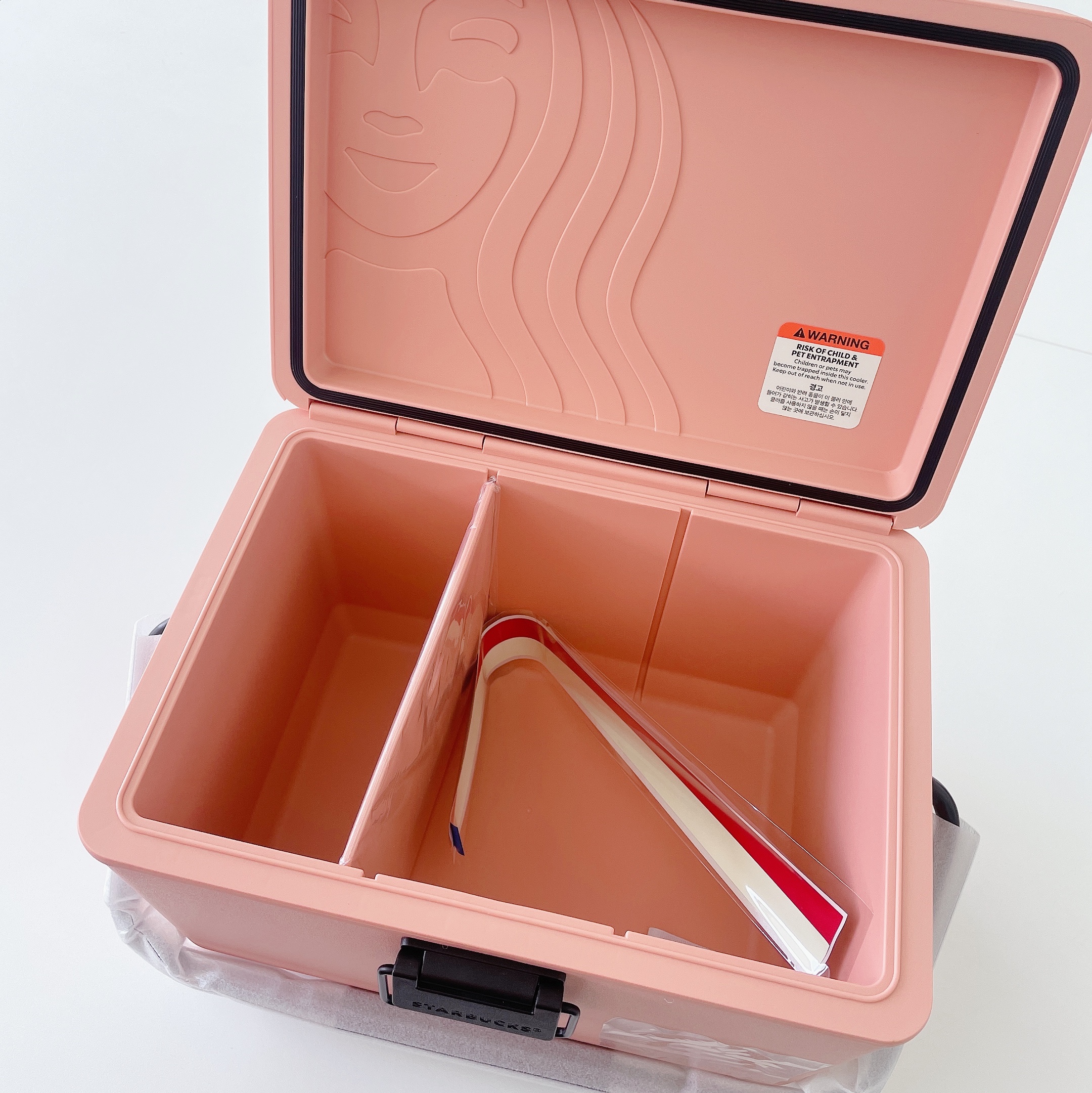 Starbucks Summer Day Cooler Sunny Pink 착용 스타일 - 2