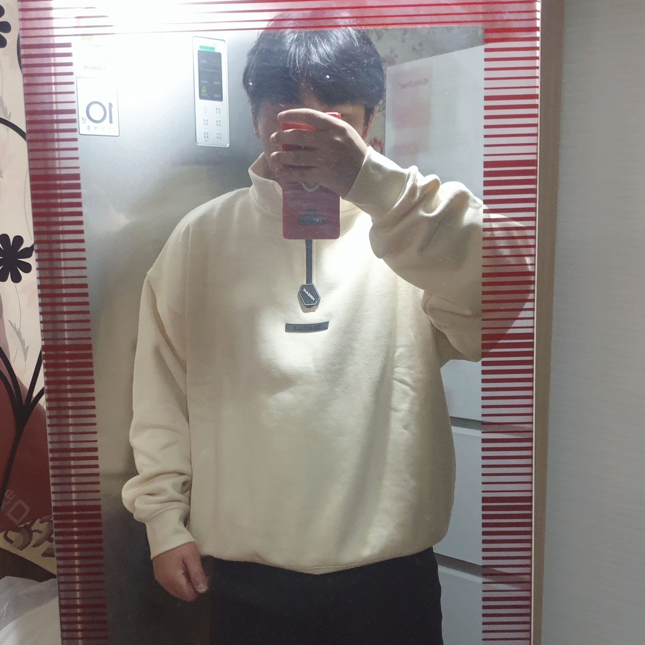 Essentials Mockneck Half-Zip Cream - 21SS 착용 스타일 - 1
