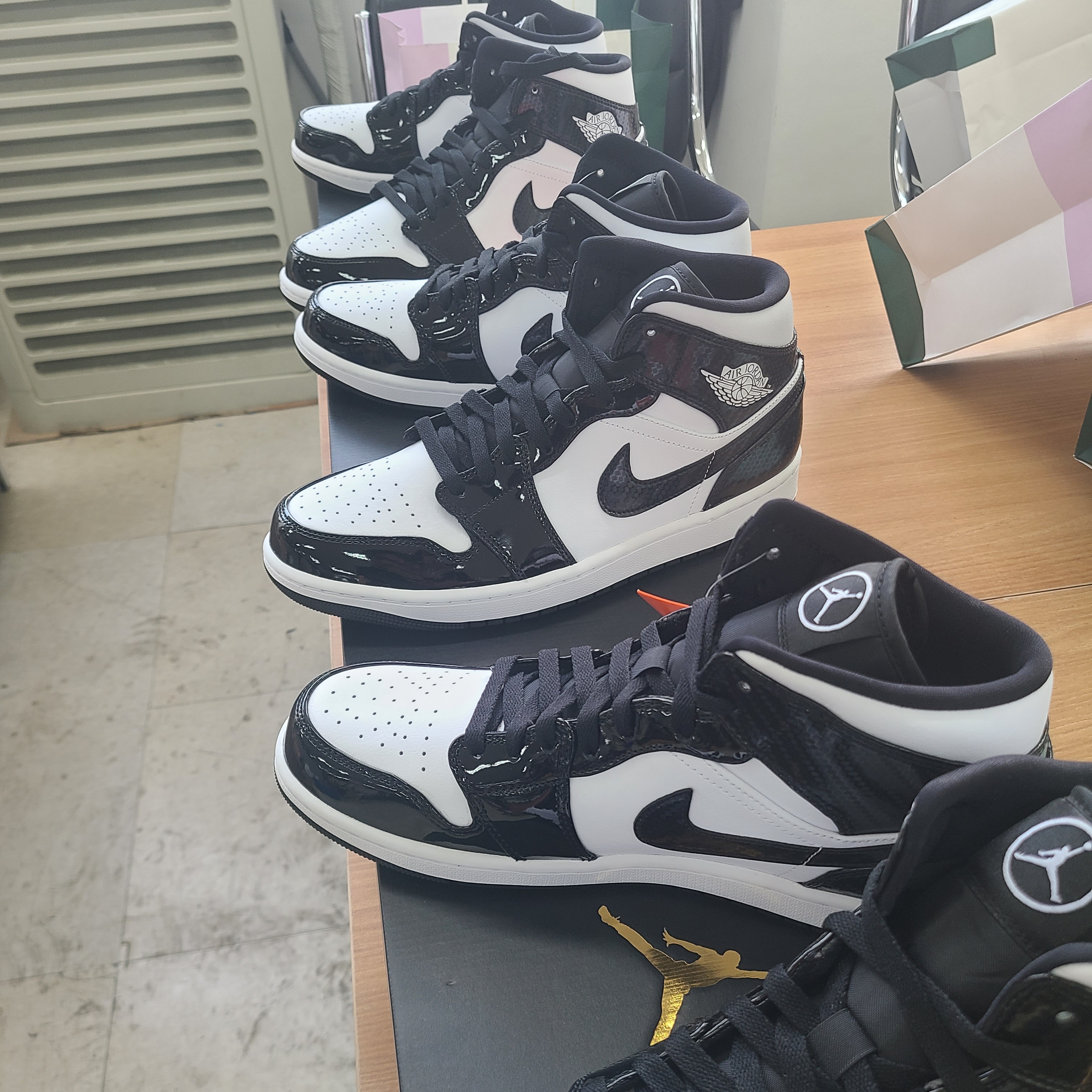 Jordan 1 Mid SE ASW Black 착용 스타일
