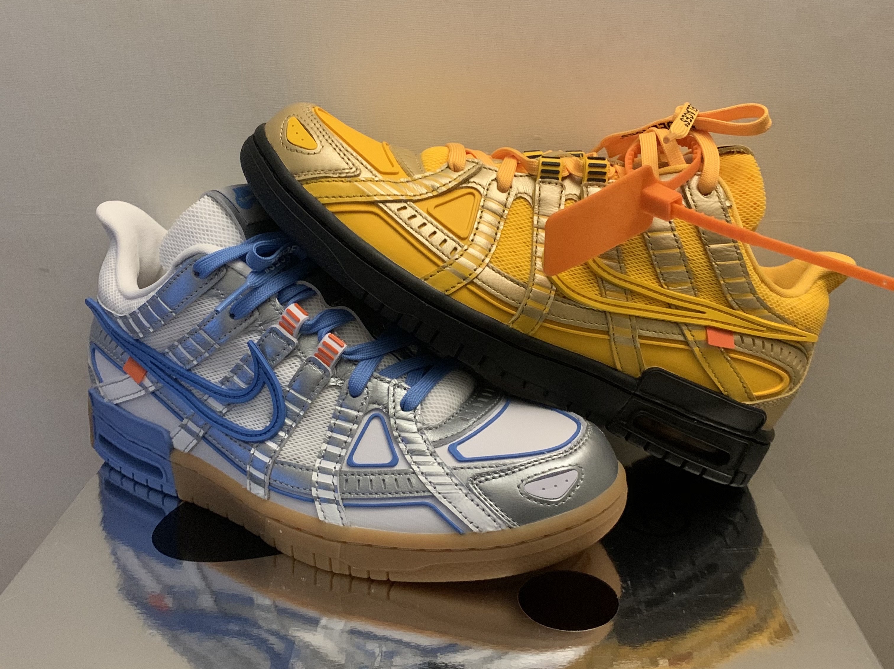Nike x Off-White Air Rubber Dunk University Gold, Nike x Off-White Air Rubber Dunk University Blue 착용 스타일