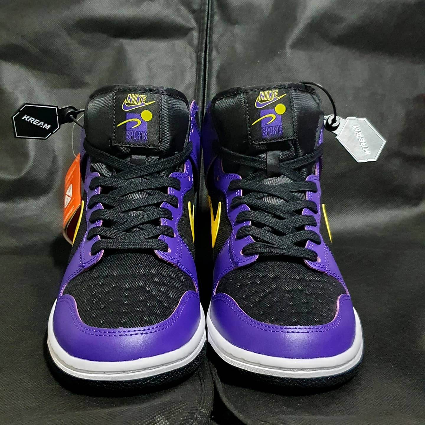 Nike Dunk High PRM EMB Court Purple 착용 스타일 - 3