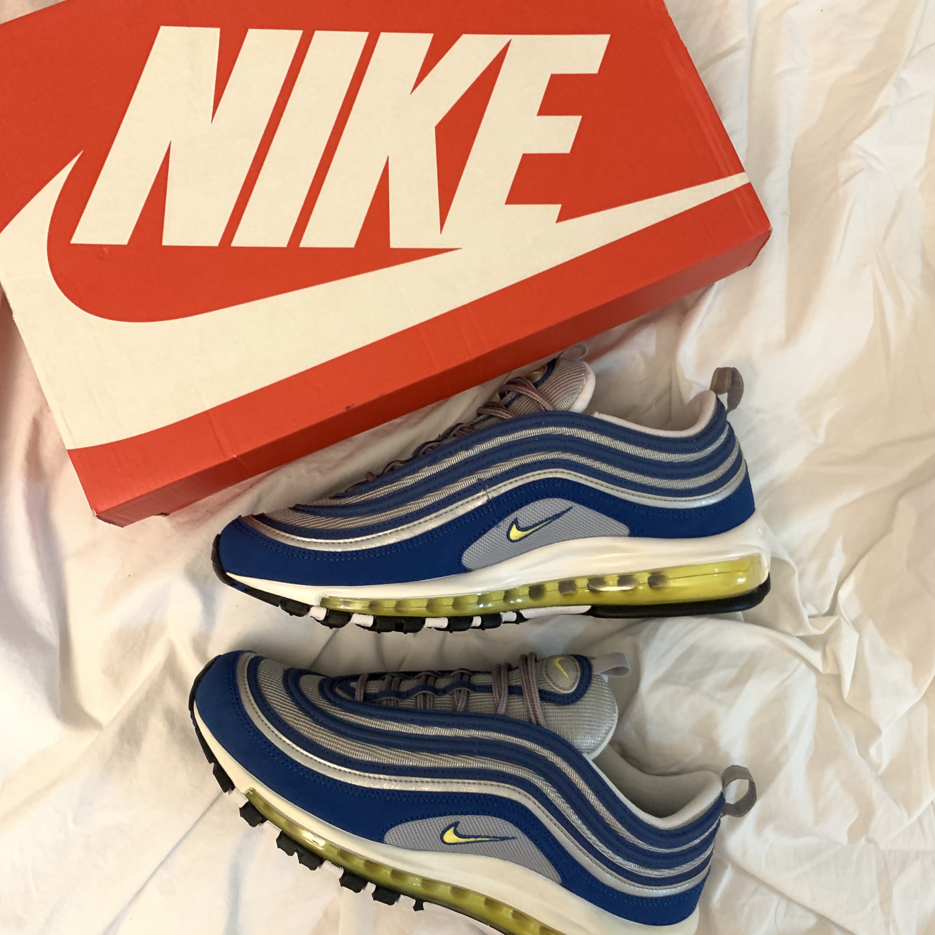 Nike Air Max 97 OG Royal Neon 착용 스타일