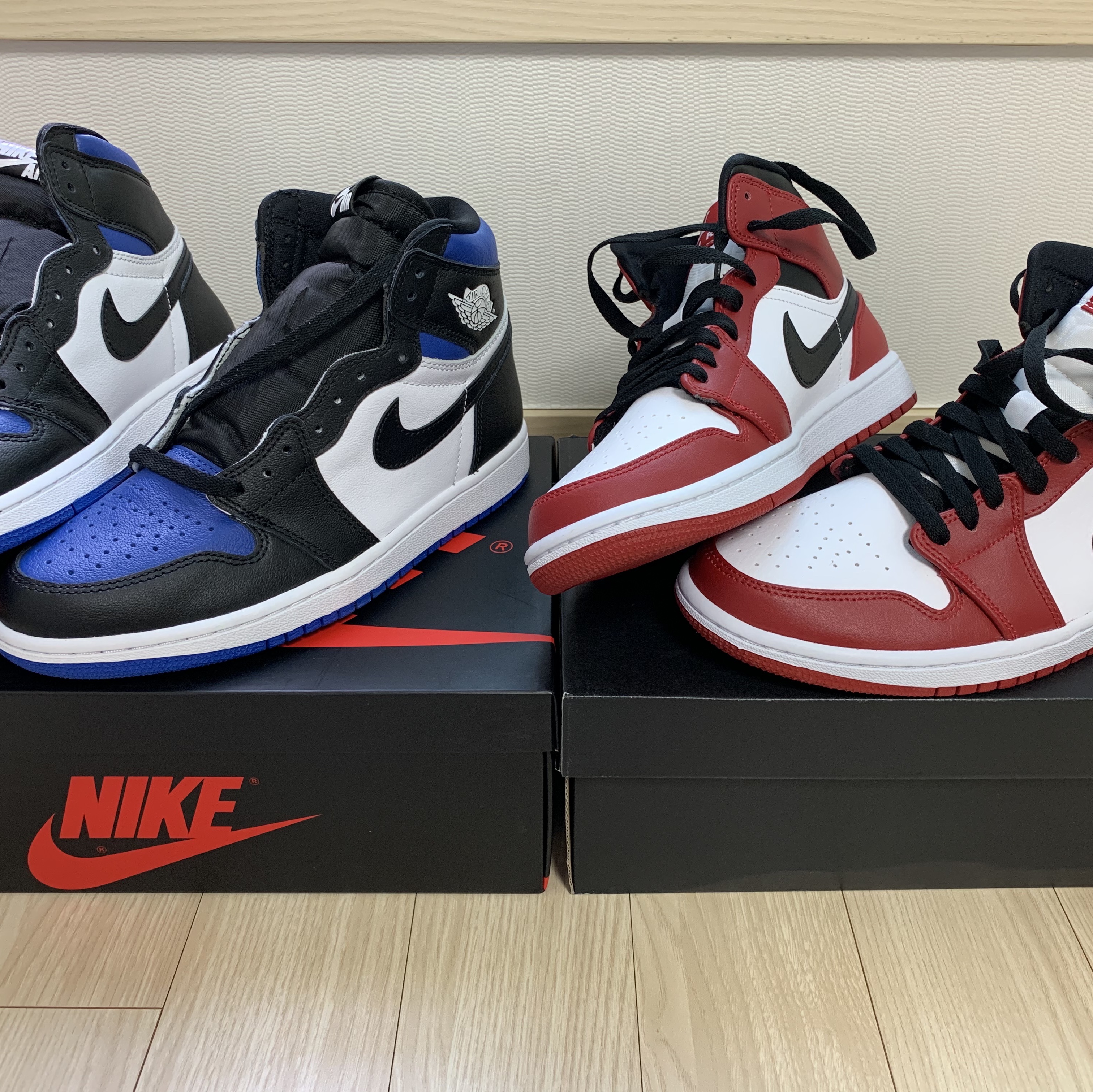Jordan 1 Retro High OG Royal Toe, Jordan 1 Mid Chicago 2020 착용 스타일