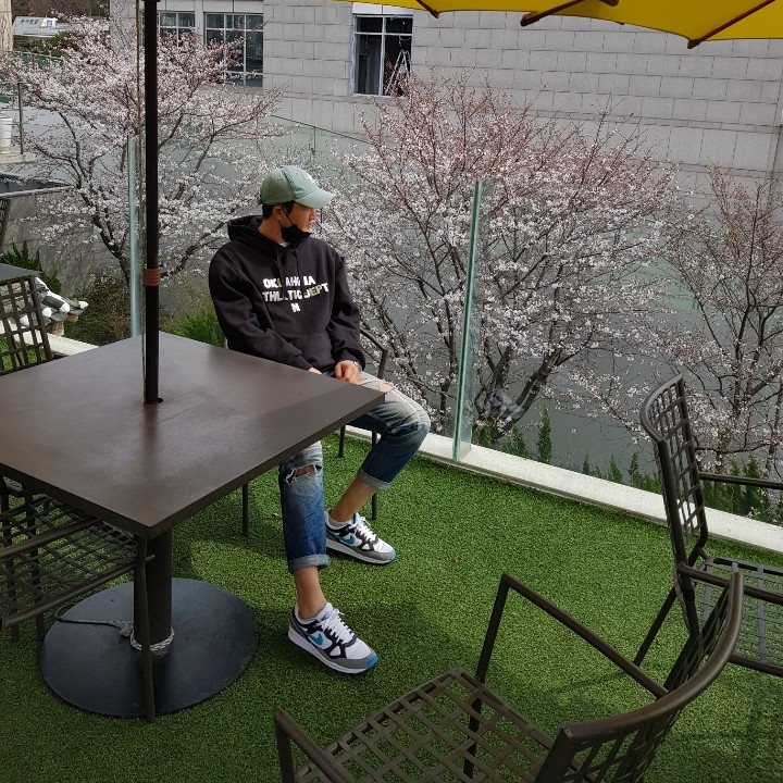 KREAM 프로필 이미지