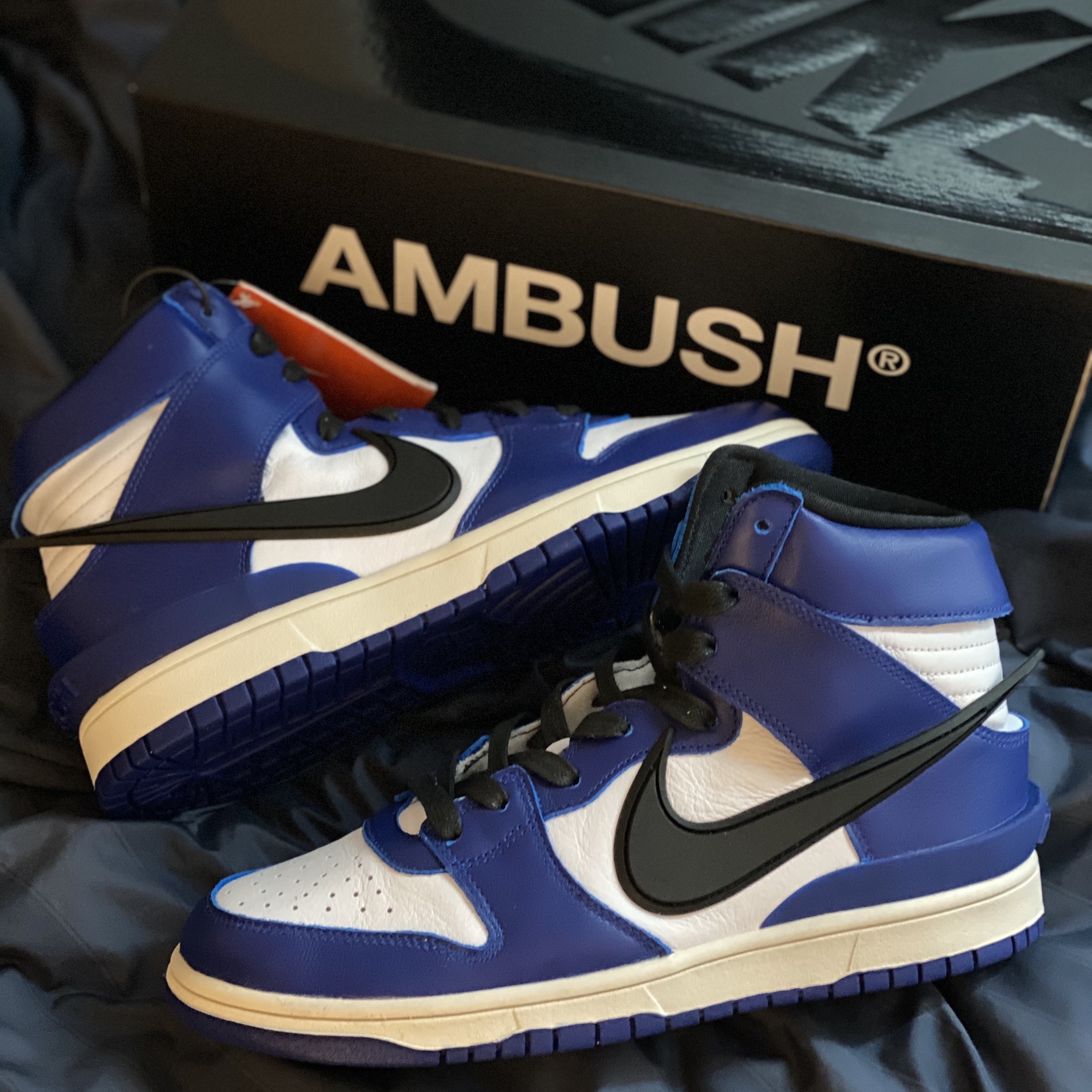 Nike x Ambush Dunk High Deep Royal Blue 착용 스타일 - 2