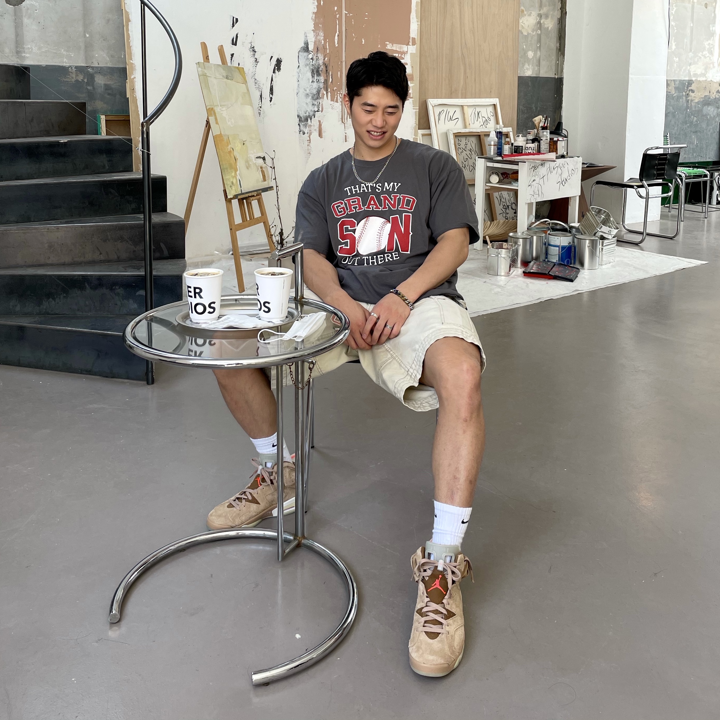 Jordan 6 x Travis Scott Retro SP British Khaki 착용 스타일