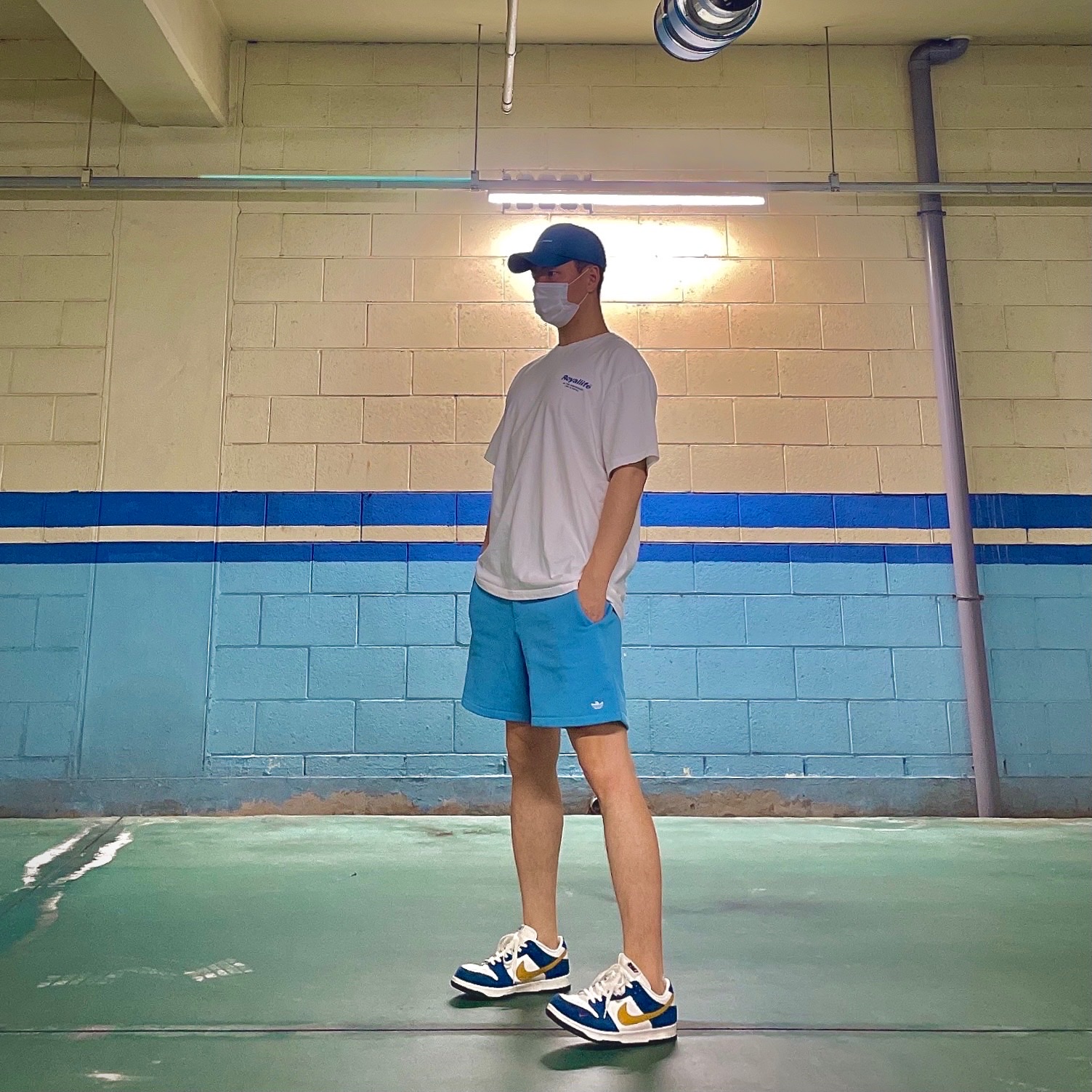 Nike x Kasina Dunk Low 80's Bus 착용 스타일