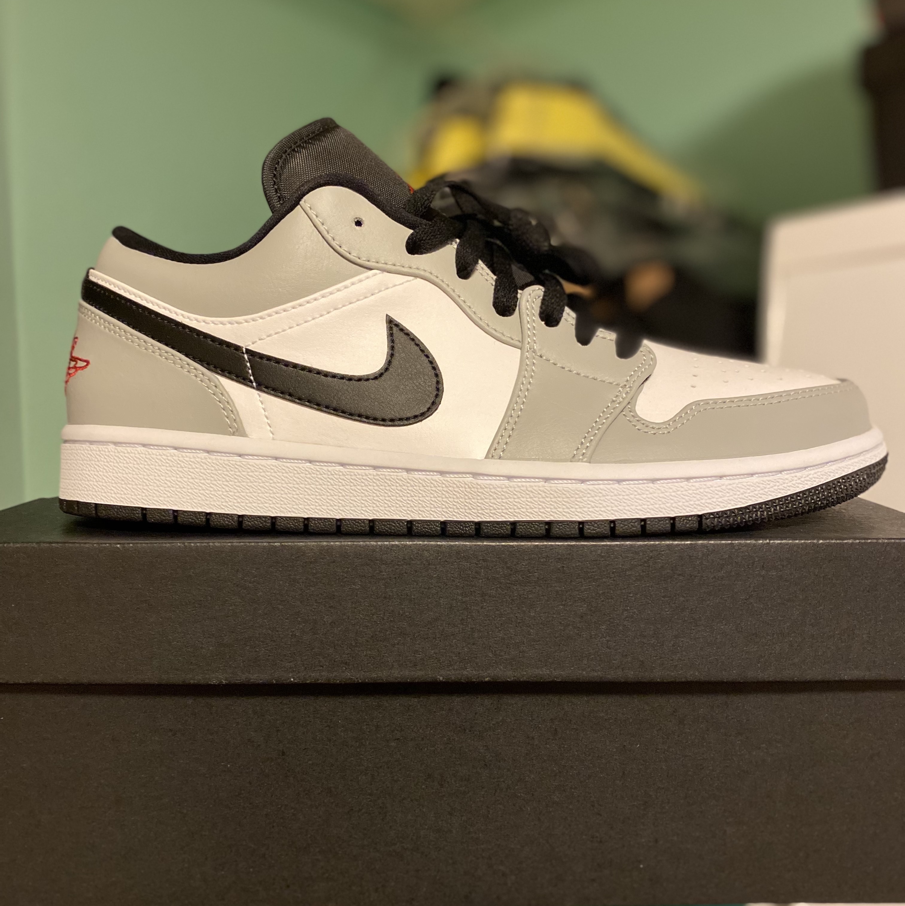 Jordan 1 Low Light Smoke Grey 착용 스타일