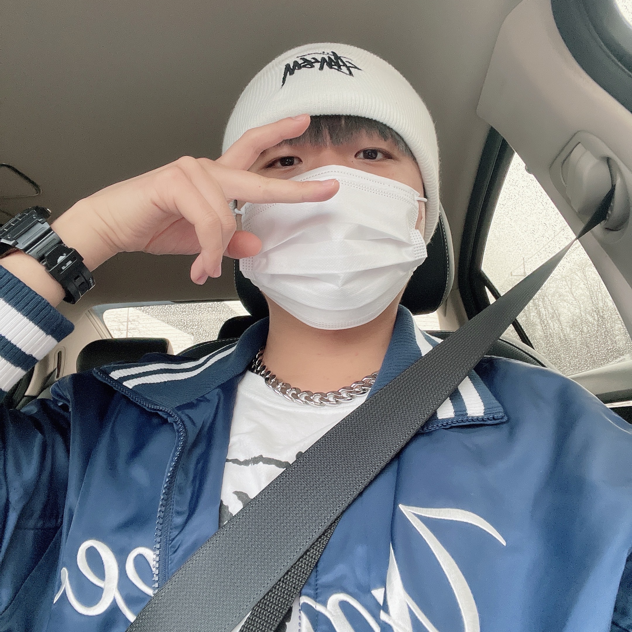 Nike x Stussy Cuff Beanie White 착용 스타일