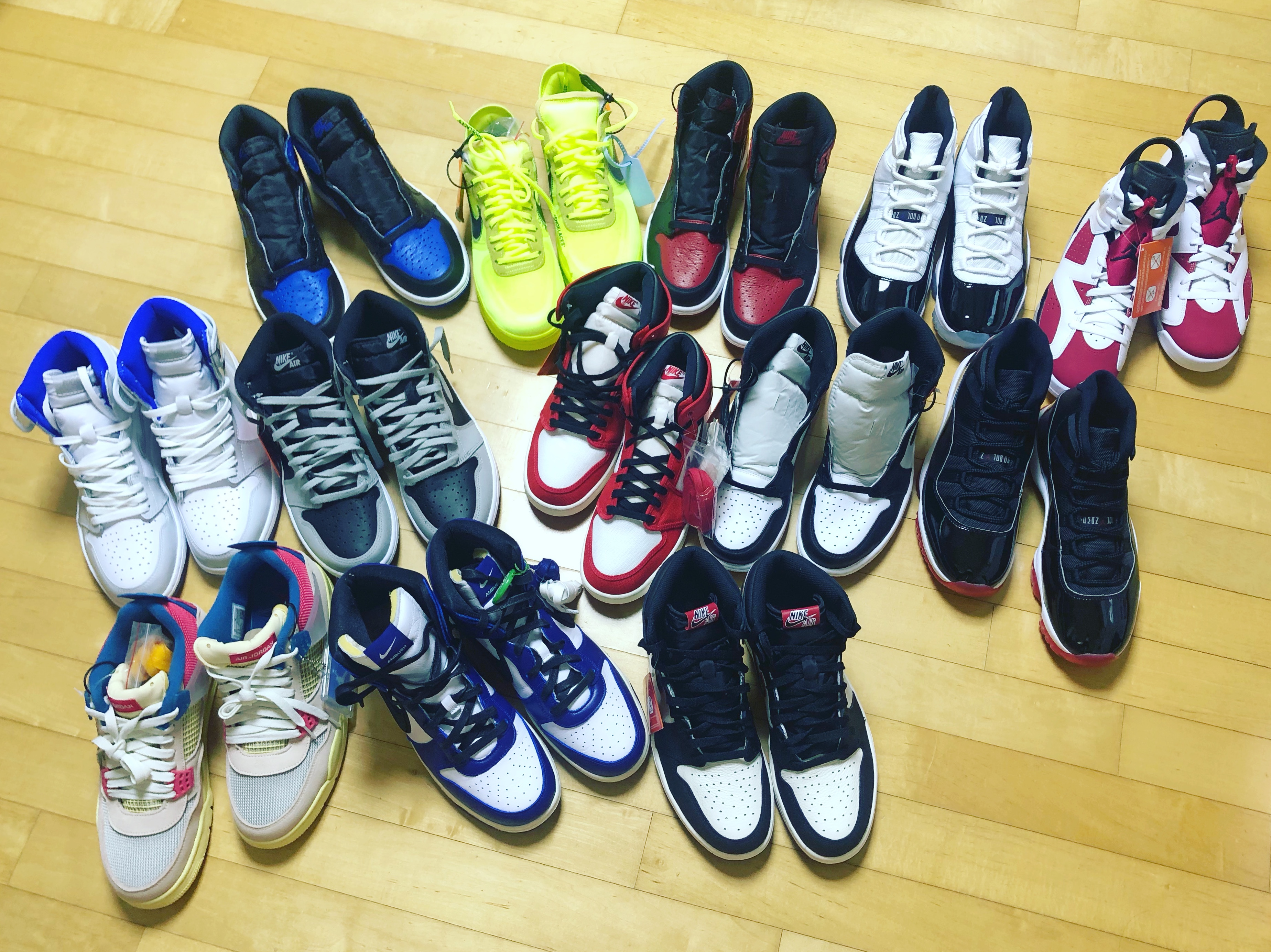 Nike x Off-White Air Force 1 Low Volt, Jordan 1 Retro Royal 2017 착용 스타일